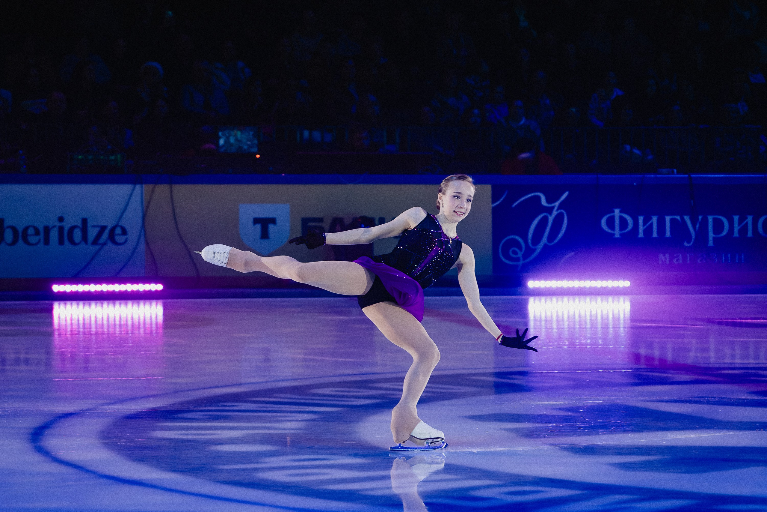 Шоу Этери Тутберидзе в Новосибирске. Воробьева Ксения — Спортивный и танцевальный фотограф Новосибирск