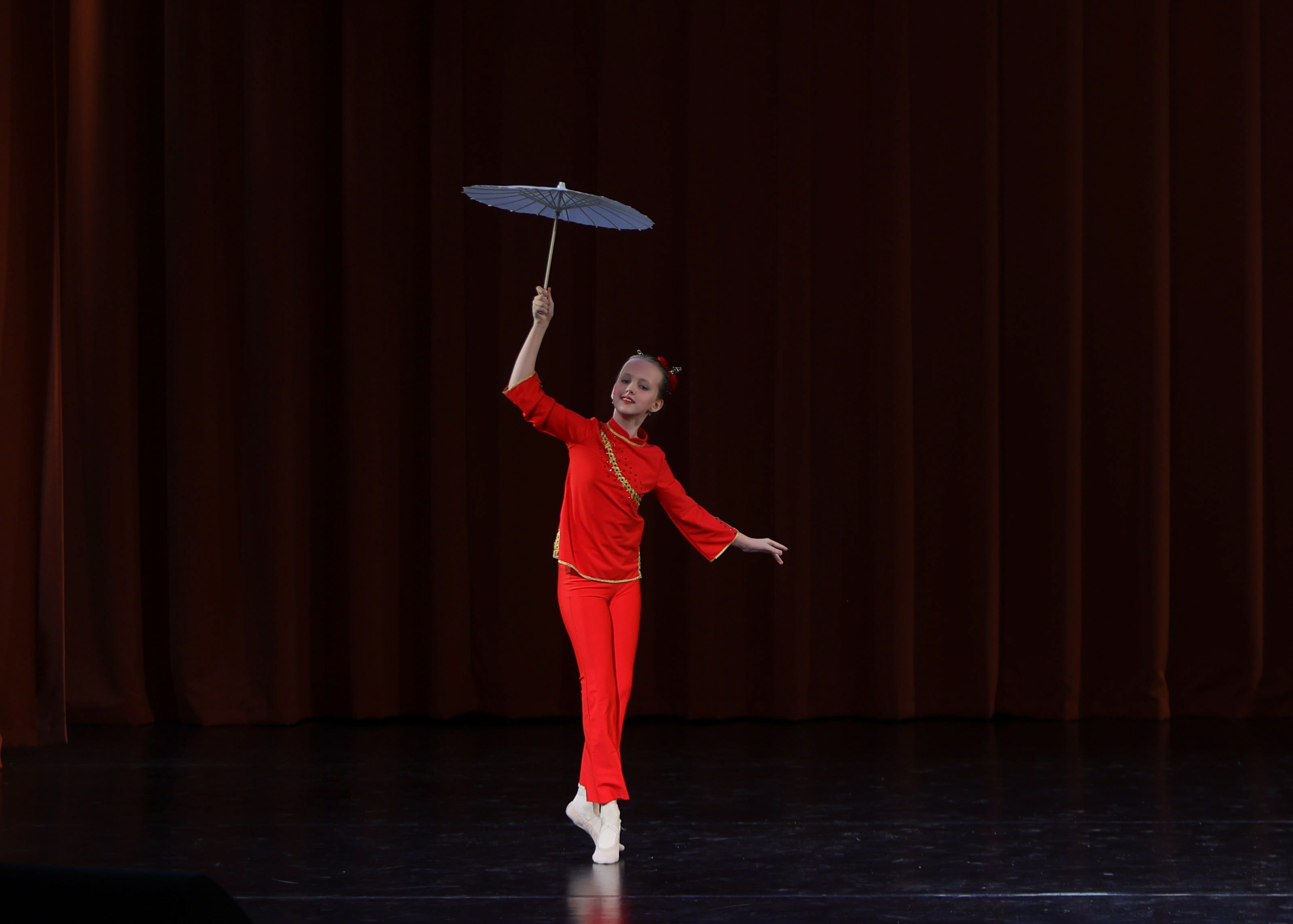 Фестиваль хореографического искусства «КУБОК ЛЕГЕНДЫ — 2025». Выпускные альбомы и школьный фотограф в Подольске, Троицке, Щербинке, Москве и Московской области