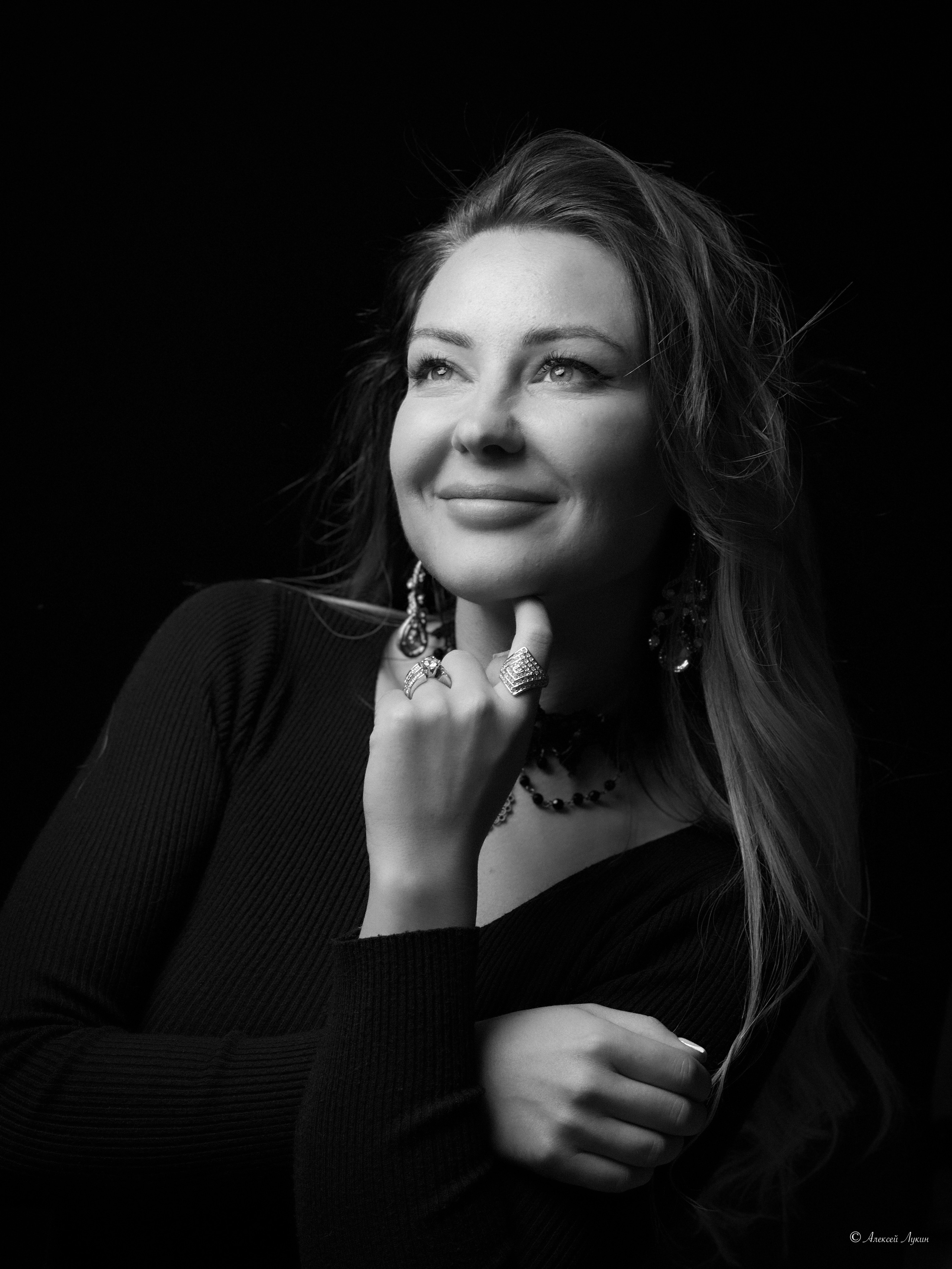 Мобильный фотограф в студии цена