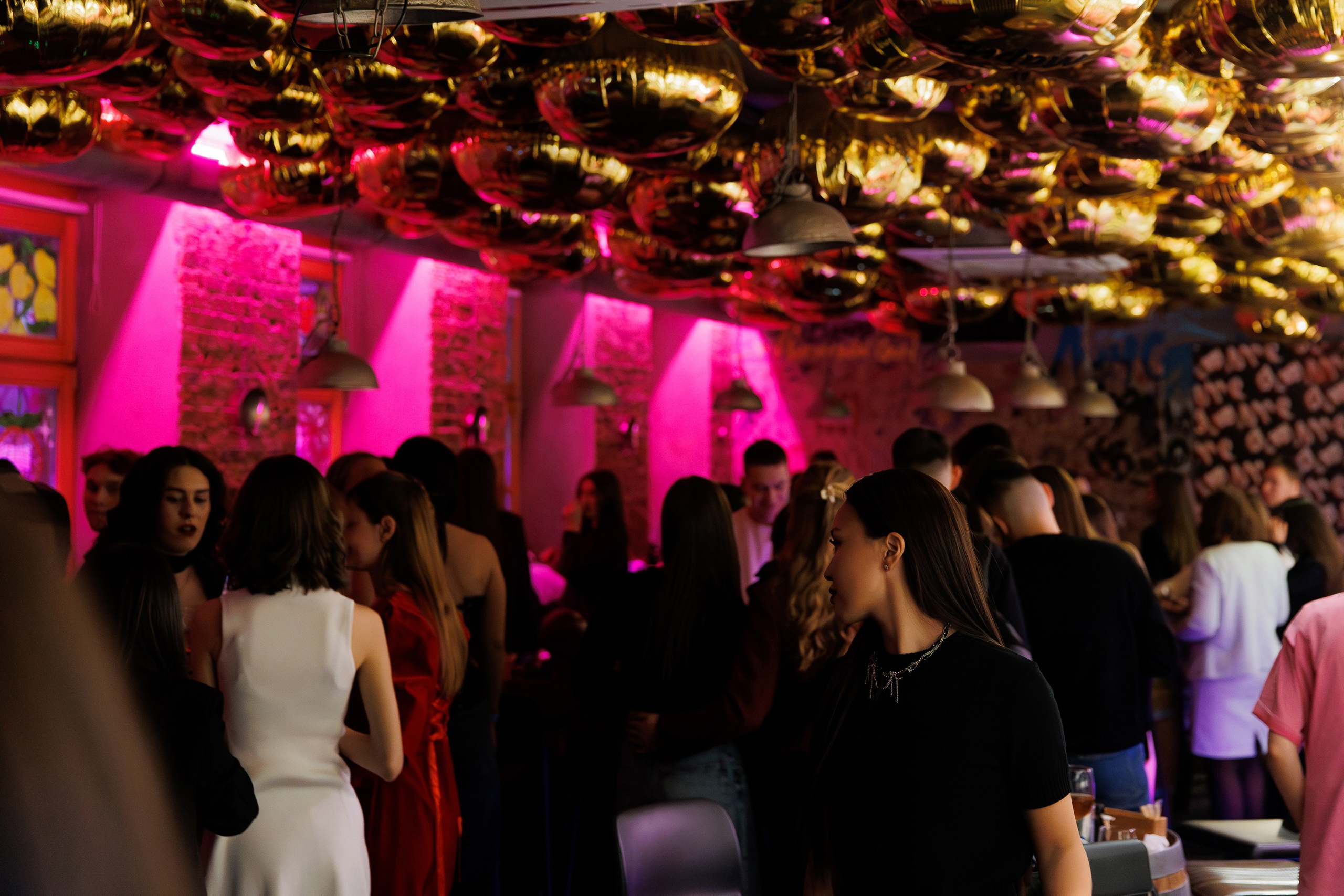 VINOTEKA BAR x MAGAZ. СВОИ. ФОТООТЧЕТЫ-СОБЫТИЯ-МЕСТА