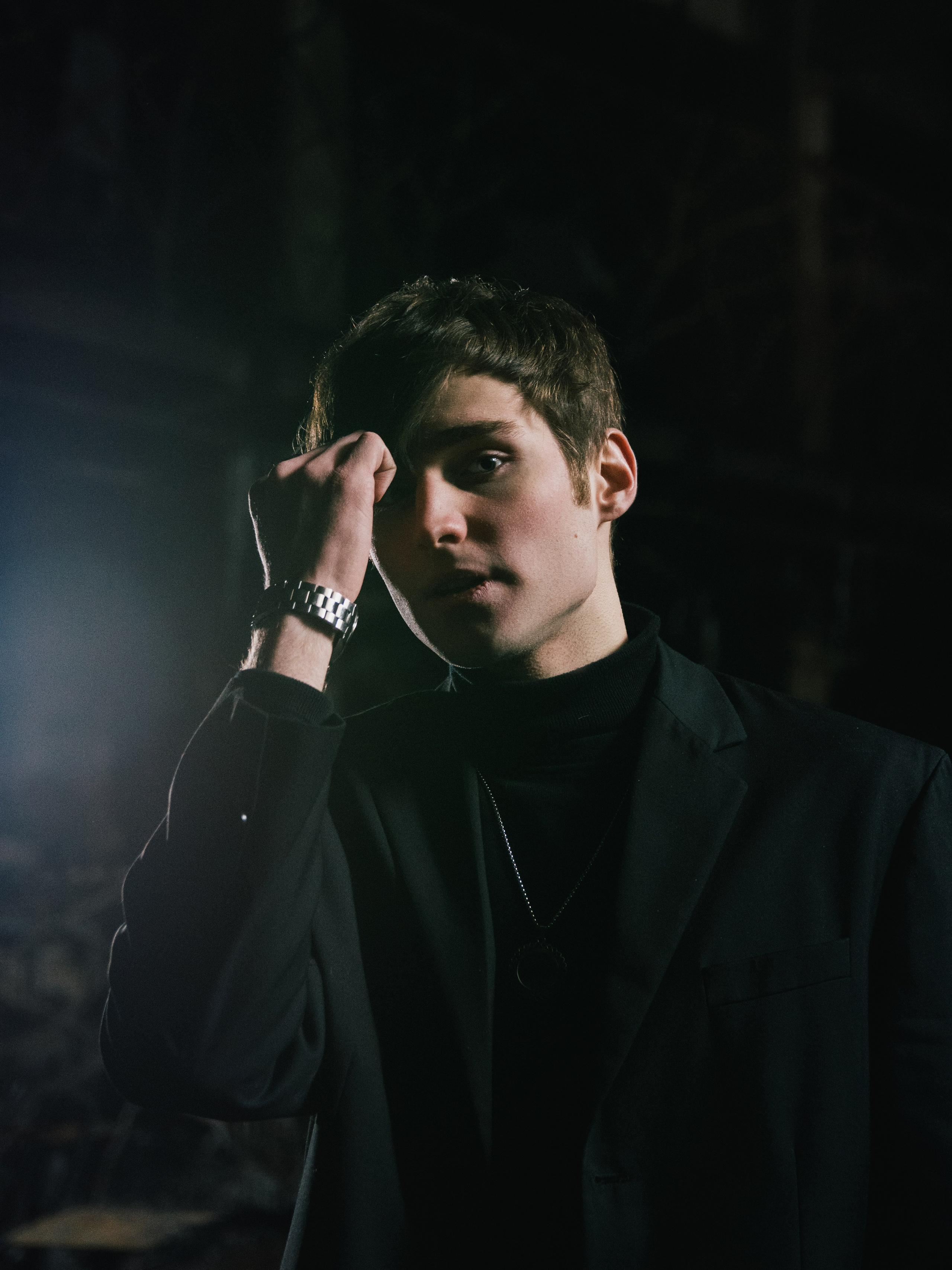 Фотограф в Москве. Индивидуальные и парные съёмки, мероприятия, промо-съёмки для артистов