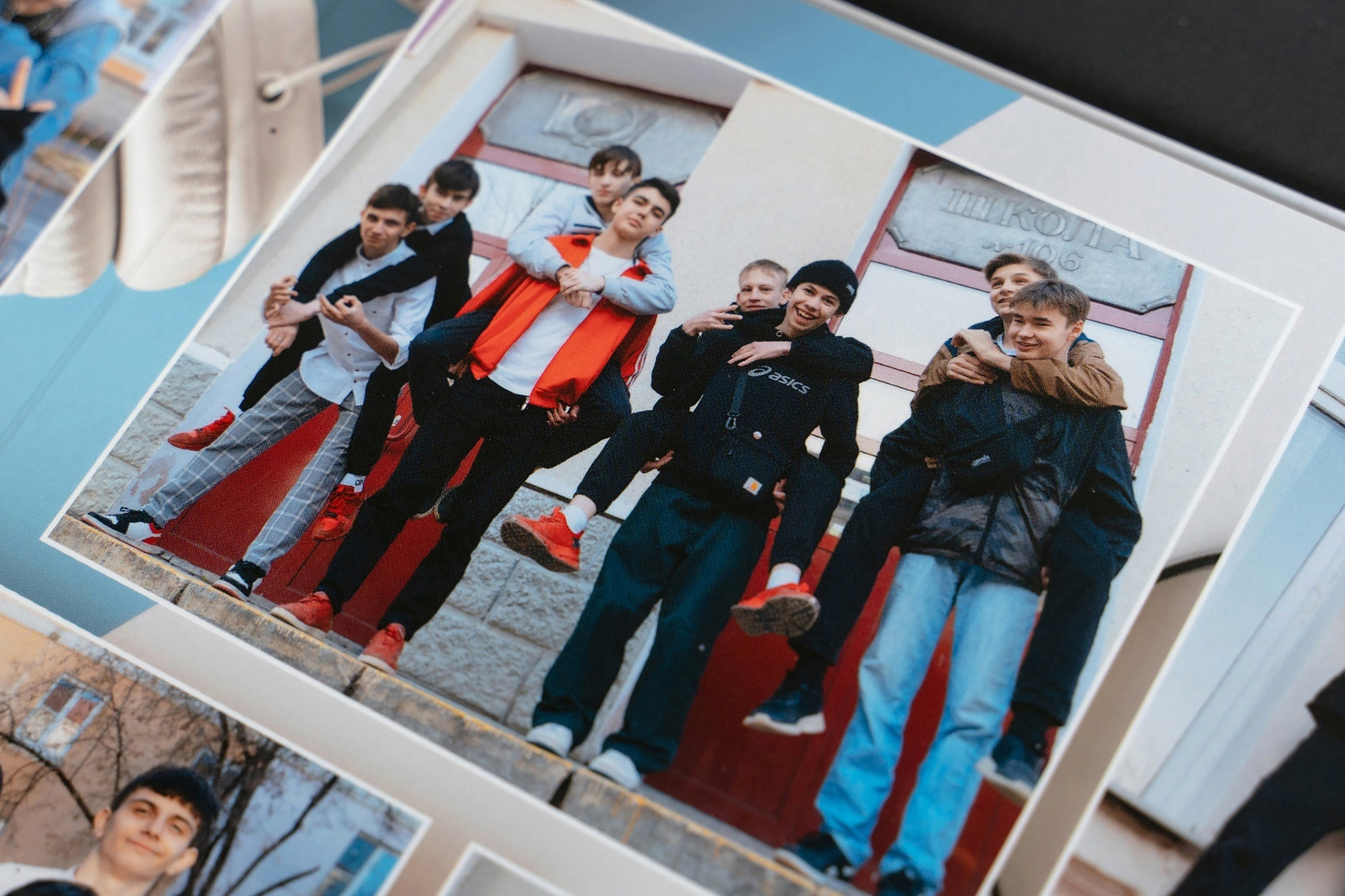 Школы. Свадебное видео и выпускные альбомы в Челябинской области in LENS