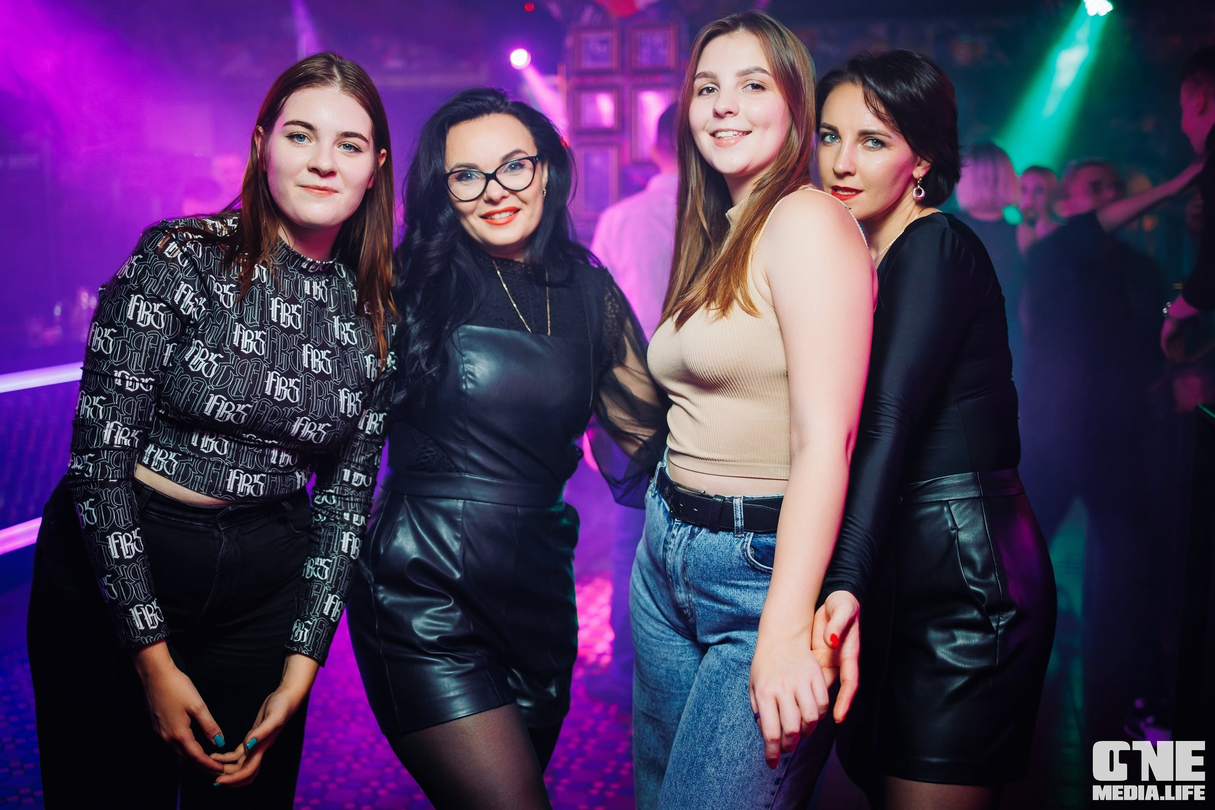 Фоторепортаж из бара XxxX. One Media Life: фоторепортажи, фотоотчеты с мероприятий и заведений