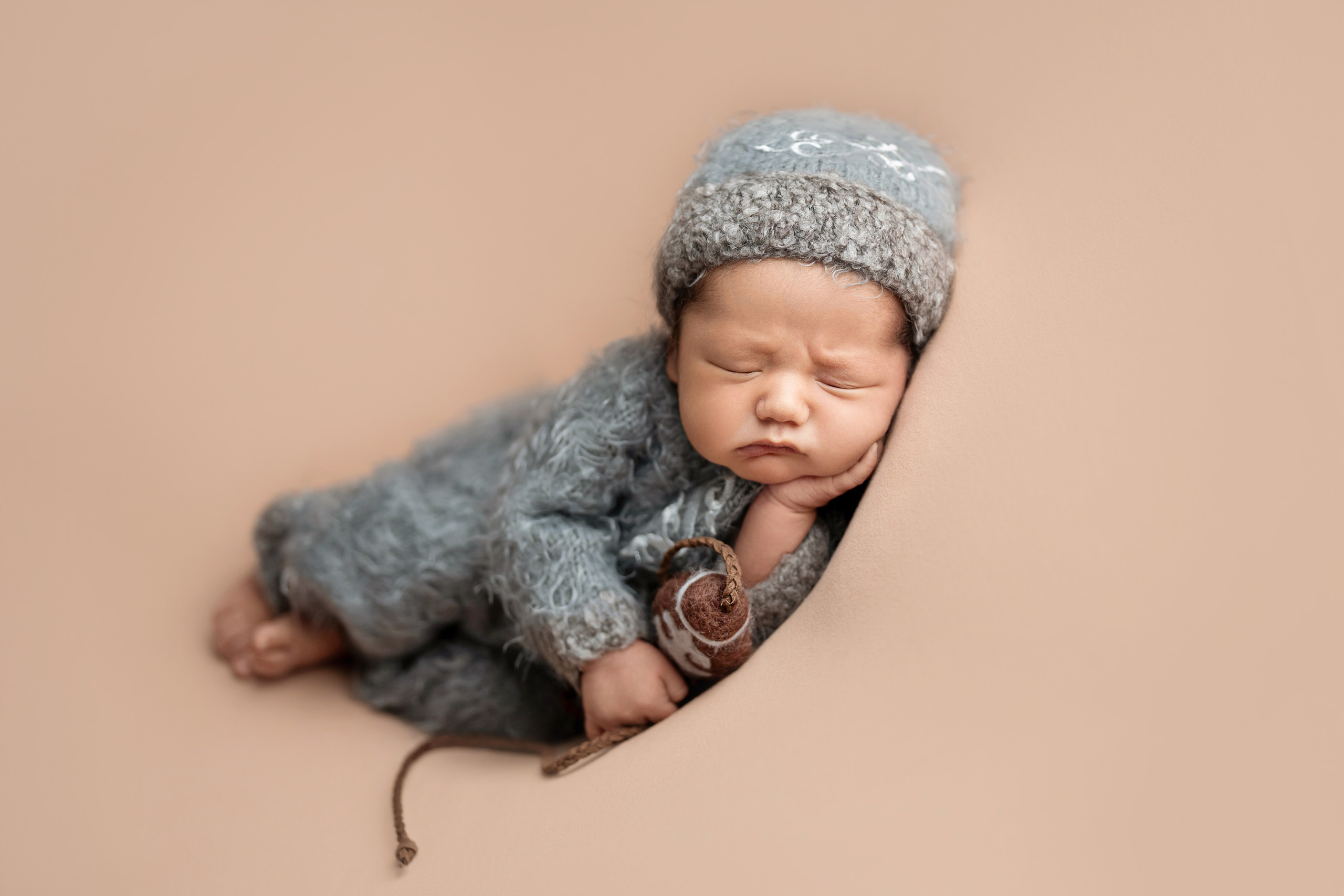 NEWBORN. Творческая команда Ульяшевы, свадебная и семейная фотография. Кахахста