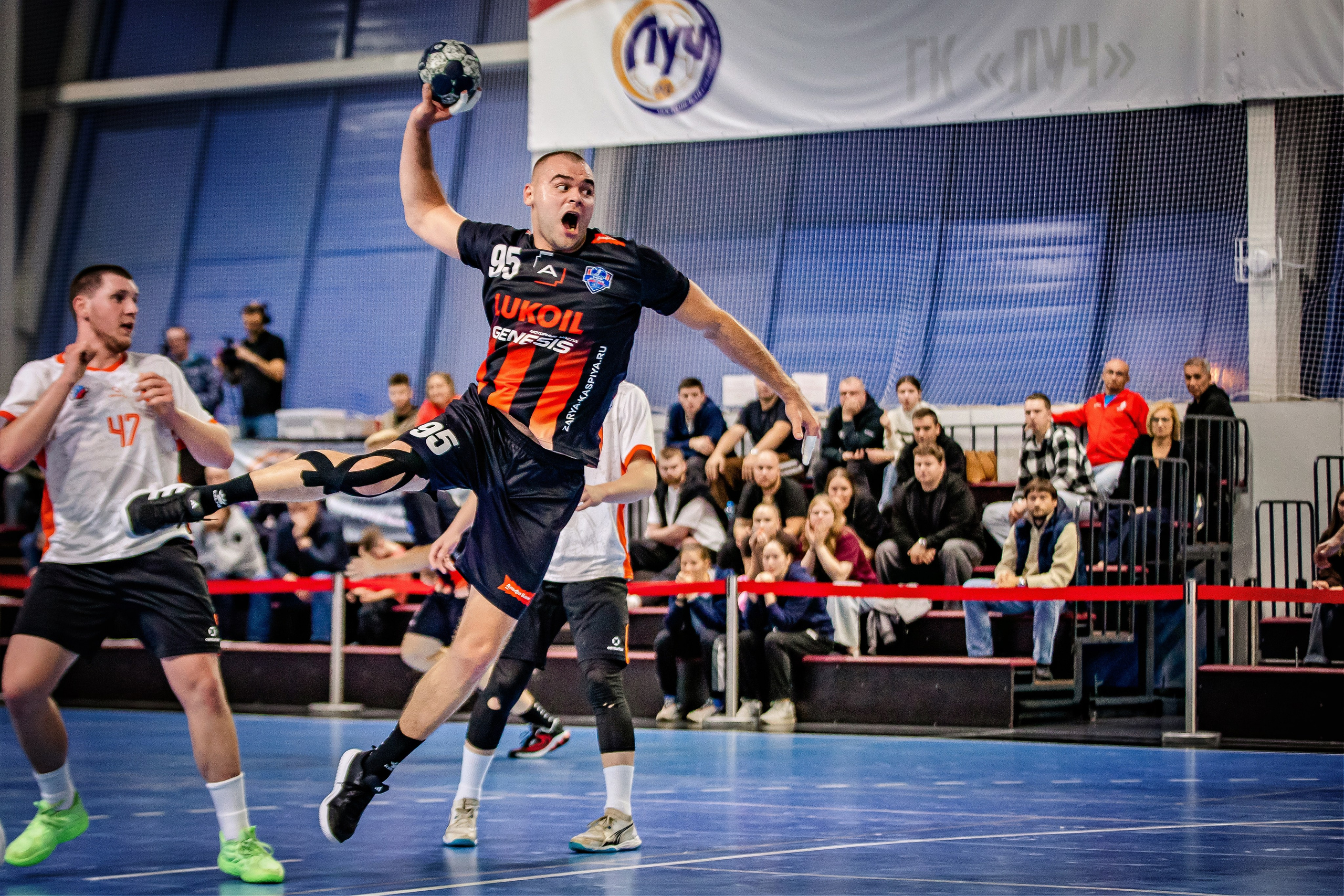 OLIMPBET Суперлига — Чемпионат России, МССУОР № 2-Академия — Динамо Астрахань. Спортивный фотограф Максим Серегин
