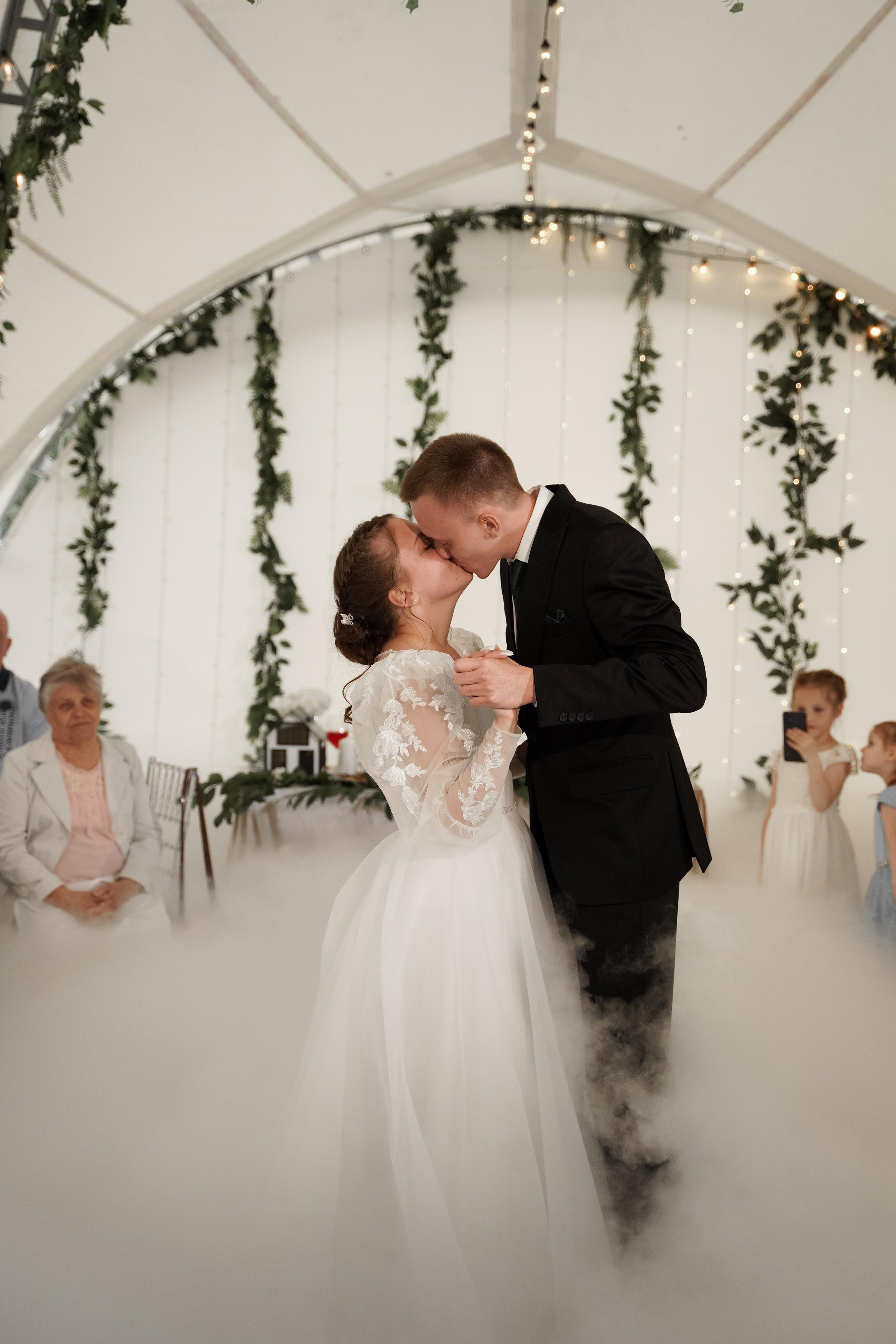 Ирина и Владислав. Свадебный фотограф Марина Попова