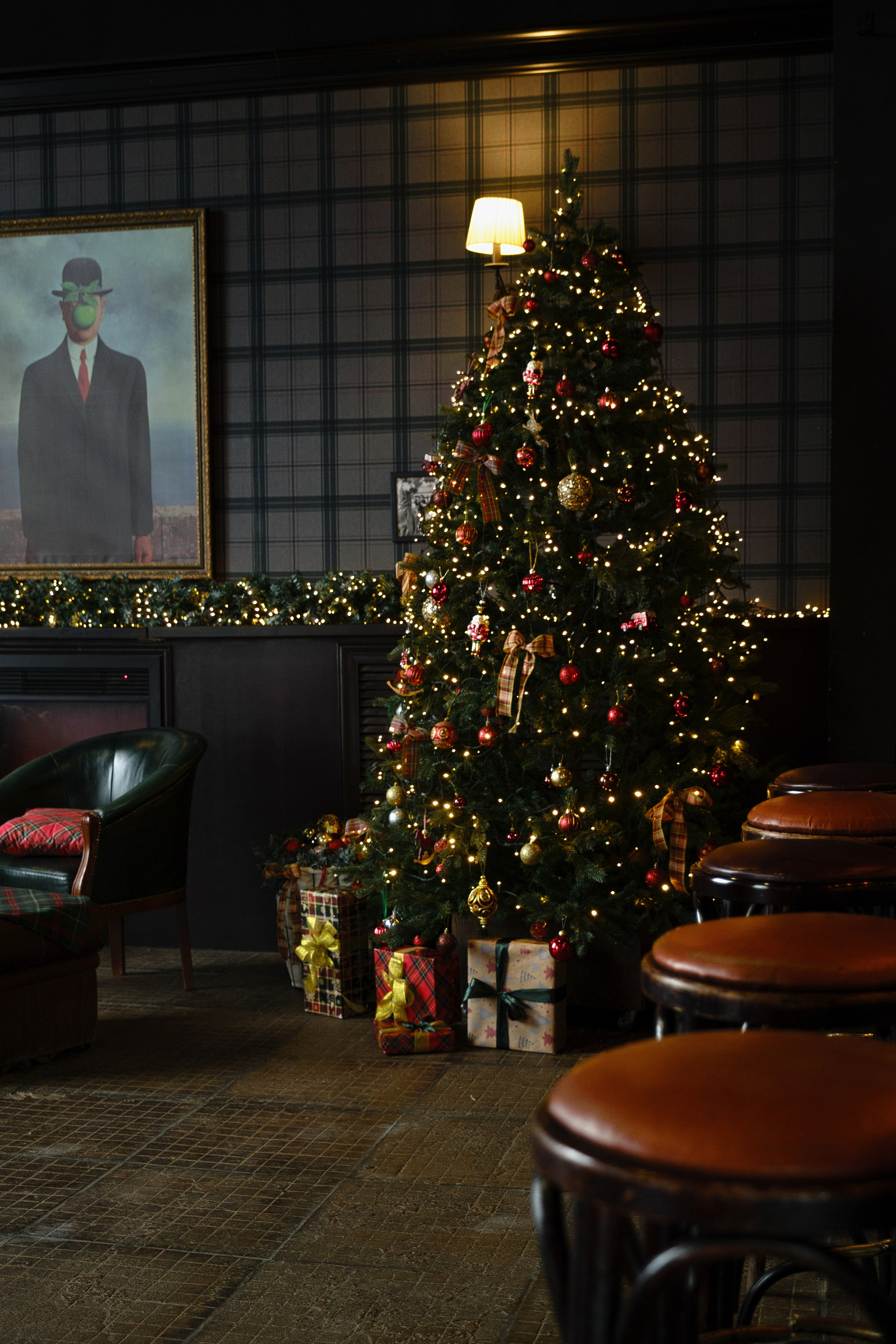 Павильон № 1 Кинобар от Новогодний 1500 руб. час. 5loft Фотостудия в Ижевске