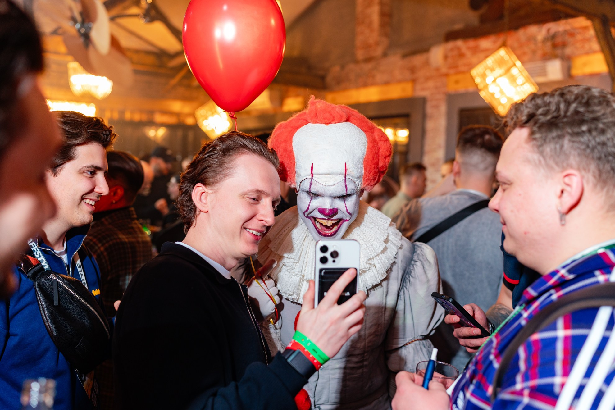 Фотограф на корпортатив. Репортажный фотограф в Москве Измалков Артем