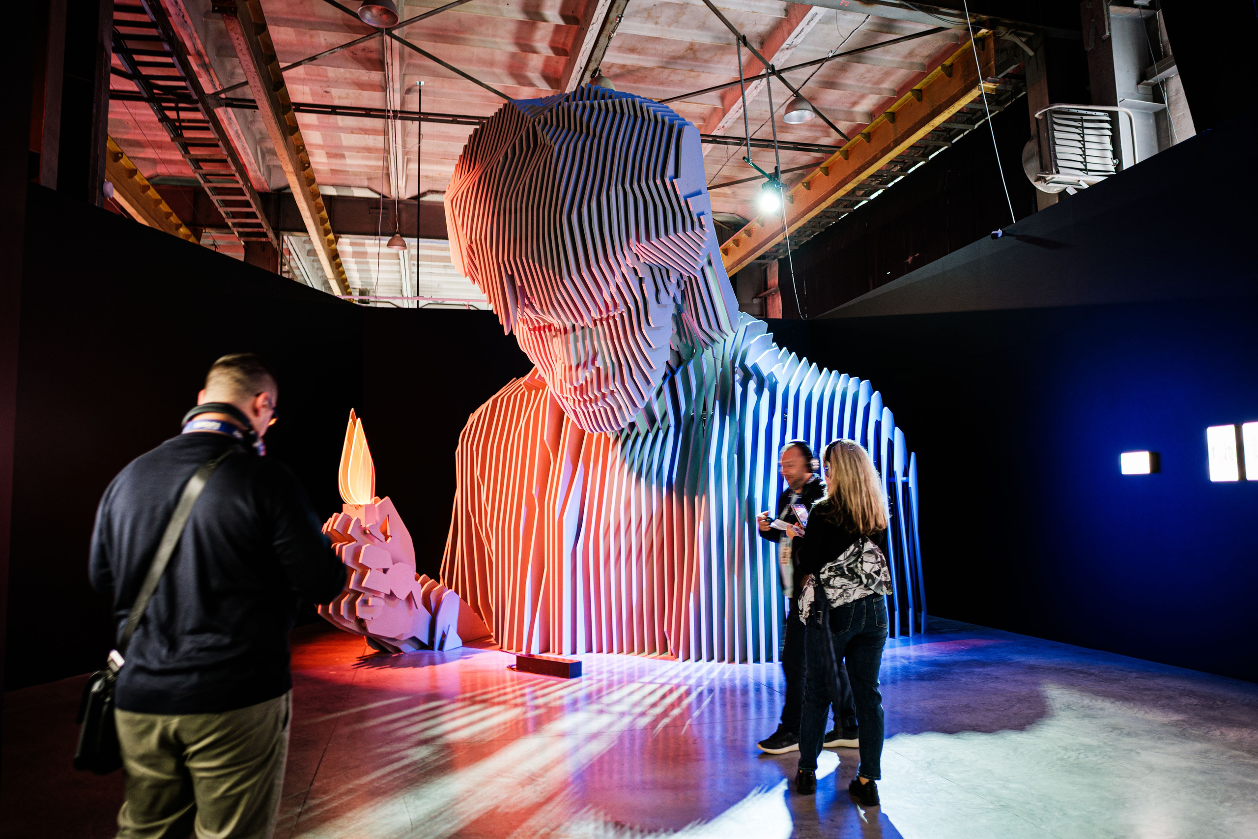 «Виктор Цой. Легенда» Выставка-байопик. Фотограф Балаев Михаил