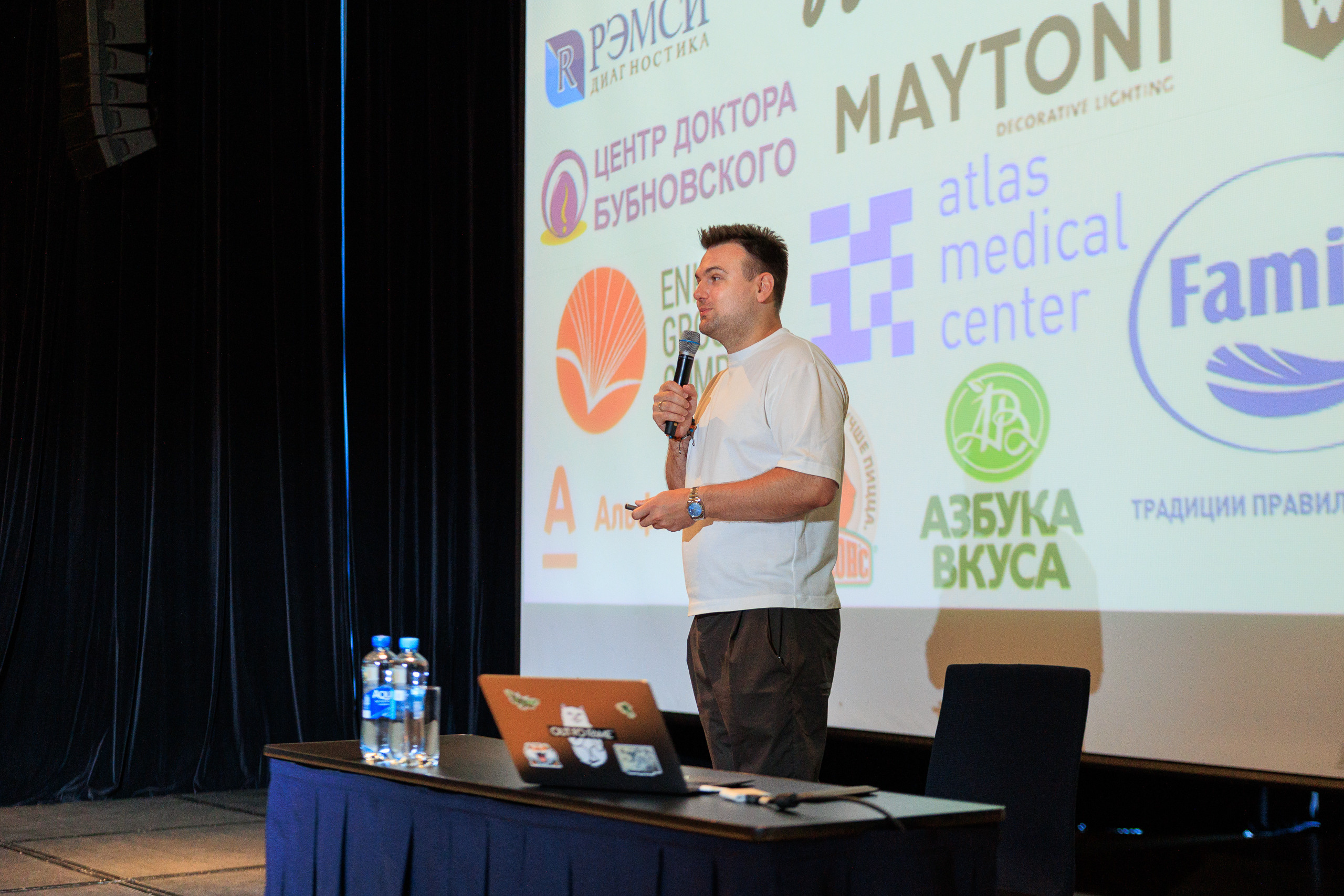 Фотограф на корпоратвиное мероприятие. Контент для бизнеса в Екатеринбурге Полдень Медиа