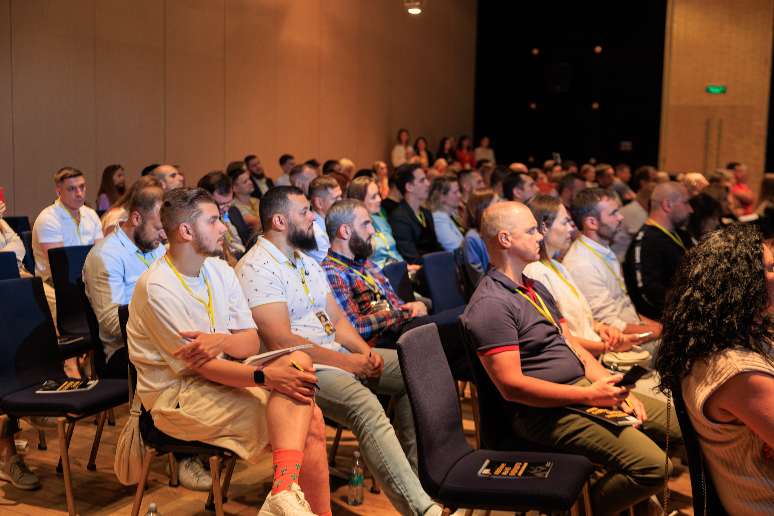 Фотограф на корпоратвиное мероприятие. Контент для бизнеса в Екатеринбурге Полдень Медиа