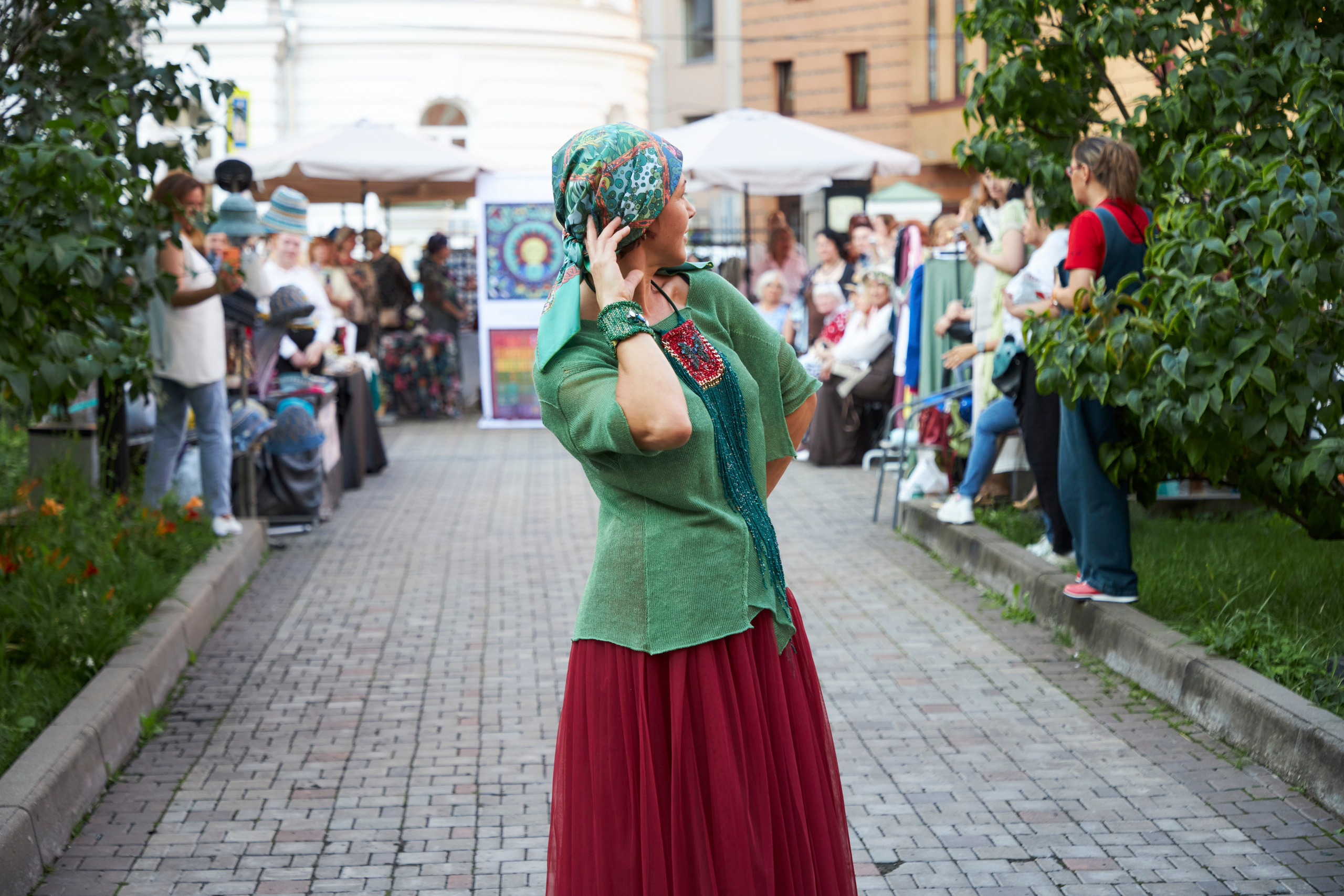 Репортажная съёмка с показа мод сообщества «Мода без пафоса» в Москве. Анна Потявина. Фотограф Москва
