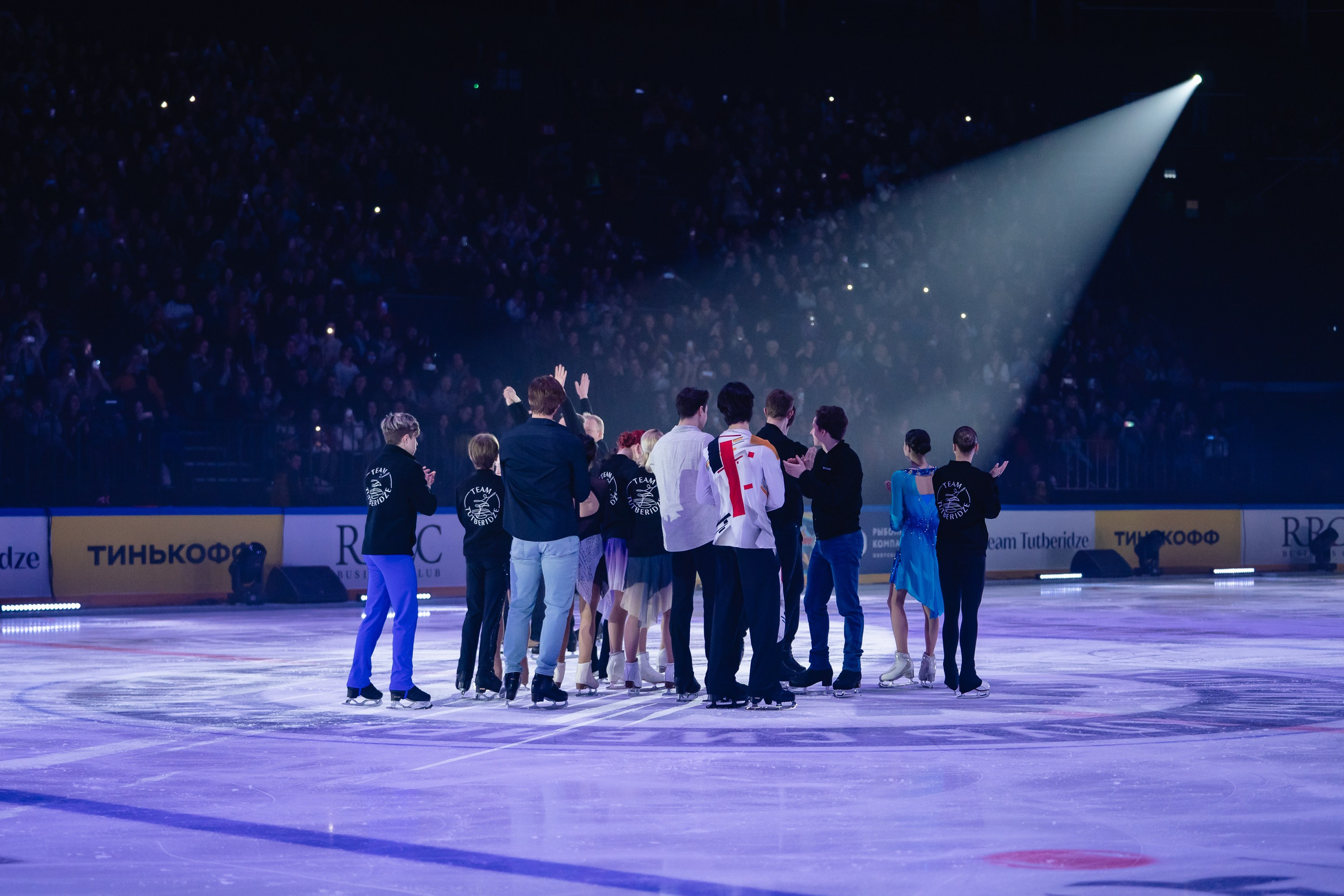 Шоу «Чемпионы на льду» в Новосибирске. Воробьева Ксения — Спортивный и танцевальный фотограф Новосибирск