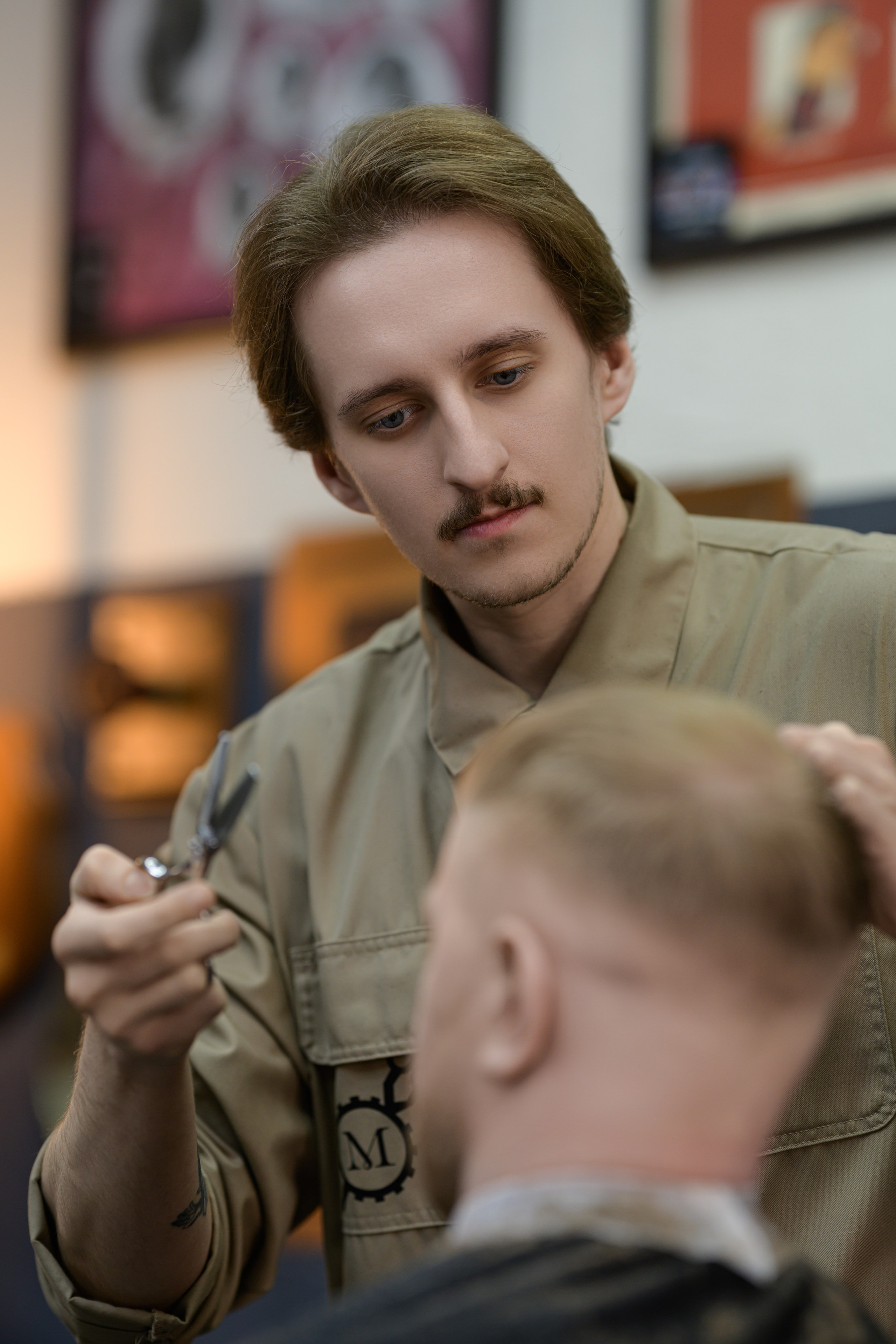 Репортаж с характером. Съемка для барбершопа «Мастерская»