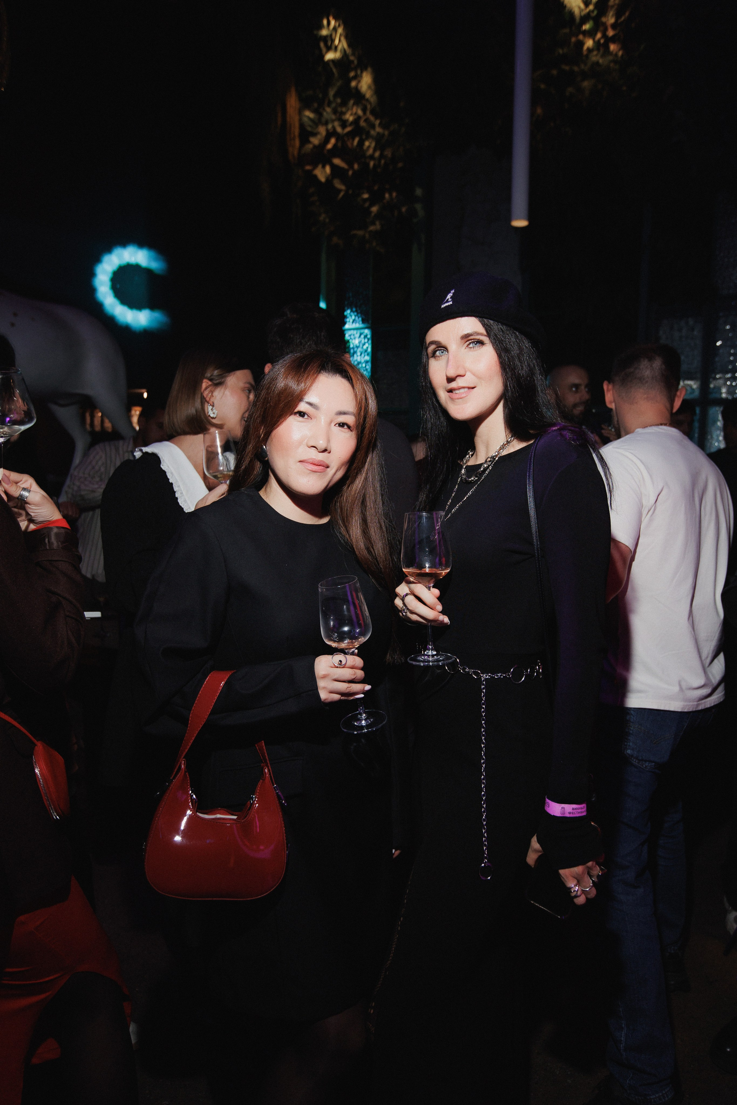 ВИННЫЙ ФЕСТИВАЛЬ. СВОИ. ФОТООТЧЕТЫ-СОБЫТИЯ-МЕСТА