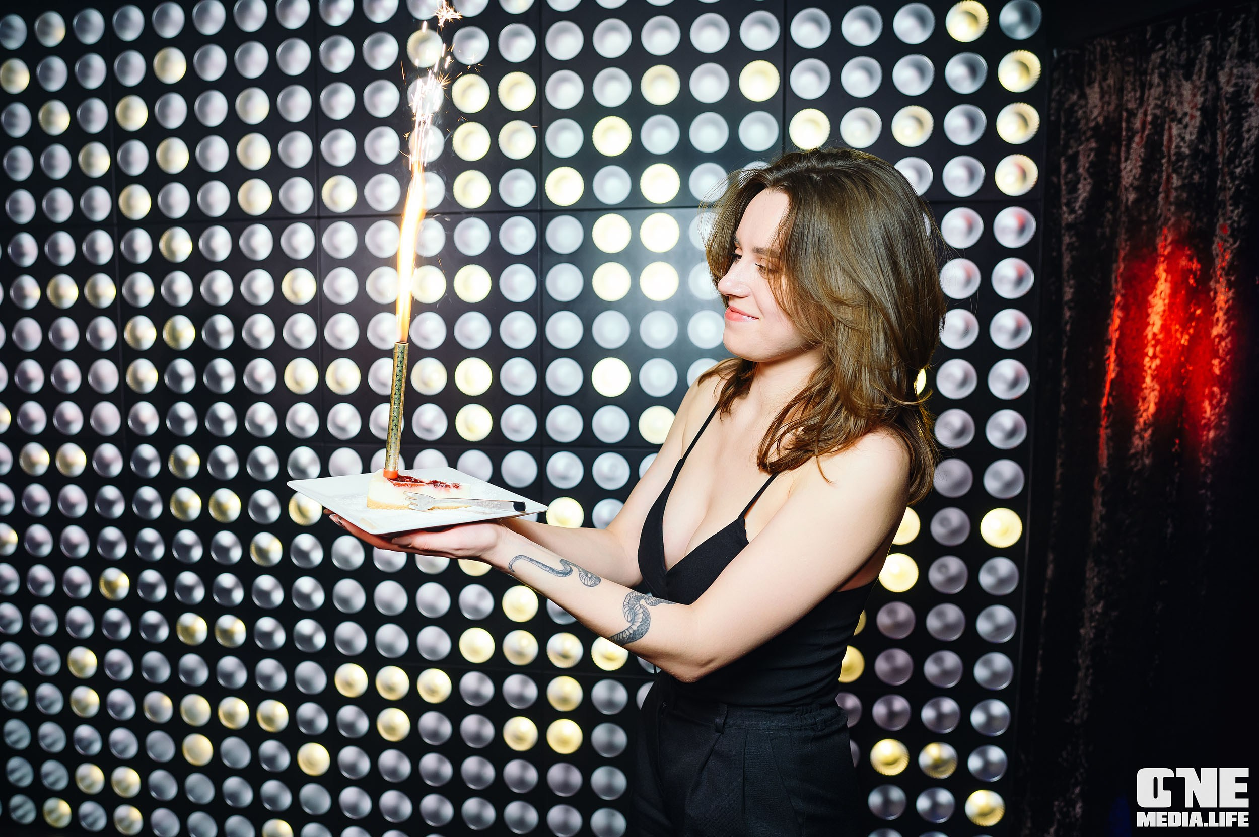 Фотоотчет из караоке-клуба Эйфория. One Media Life: фоторепортажи, фотоотчеты с мероприятий и заведений