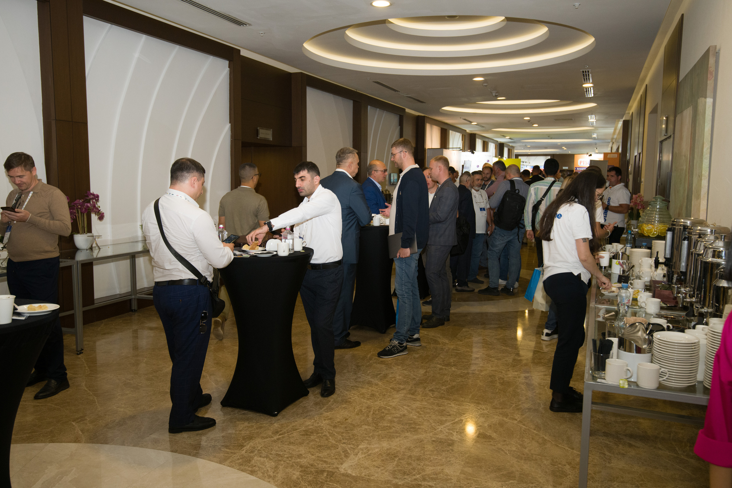 Фоторепортаж с научно практической конференции Taxi-2023. Профессиональная фотосъемка. Ростов-на-Дону