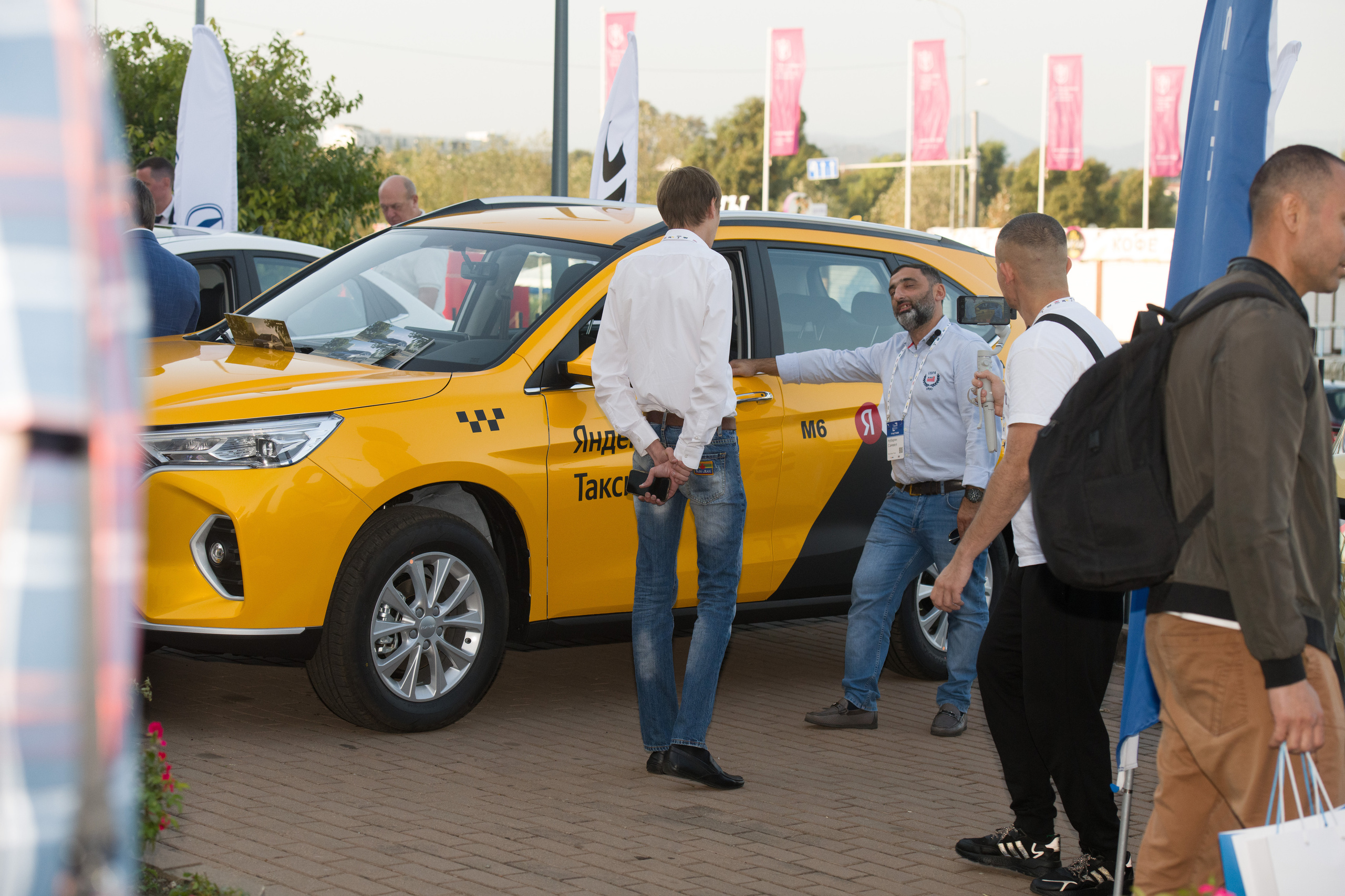 Фоторепортаж с научно практической конференции Taxi-2023. Профессиональная фотосъемка. Ростов-на-Дону