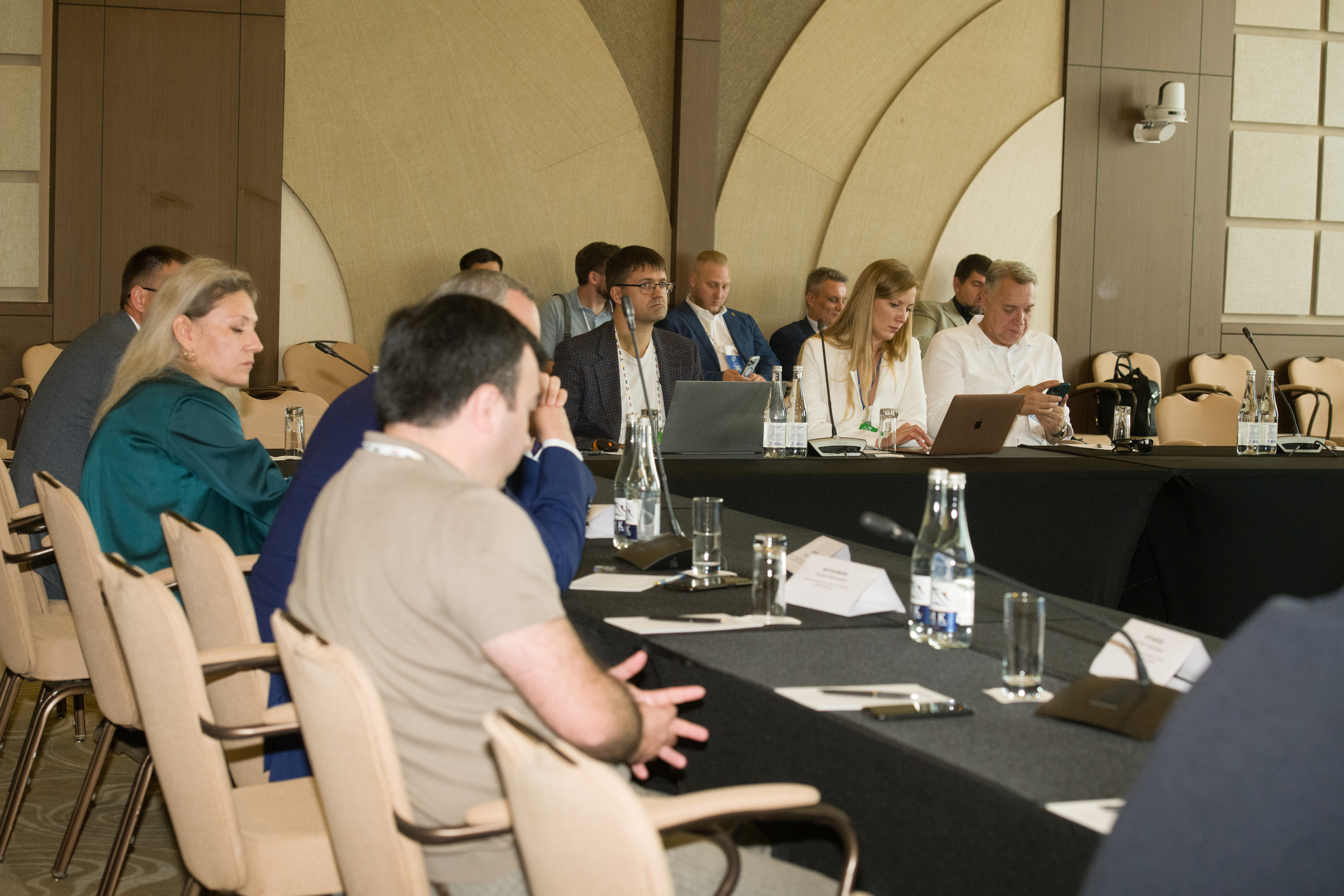 Фоторепортаж с научно практической конференции Taxi-2023. Профессиональная фотосъемка. Ростов-на-Дону