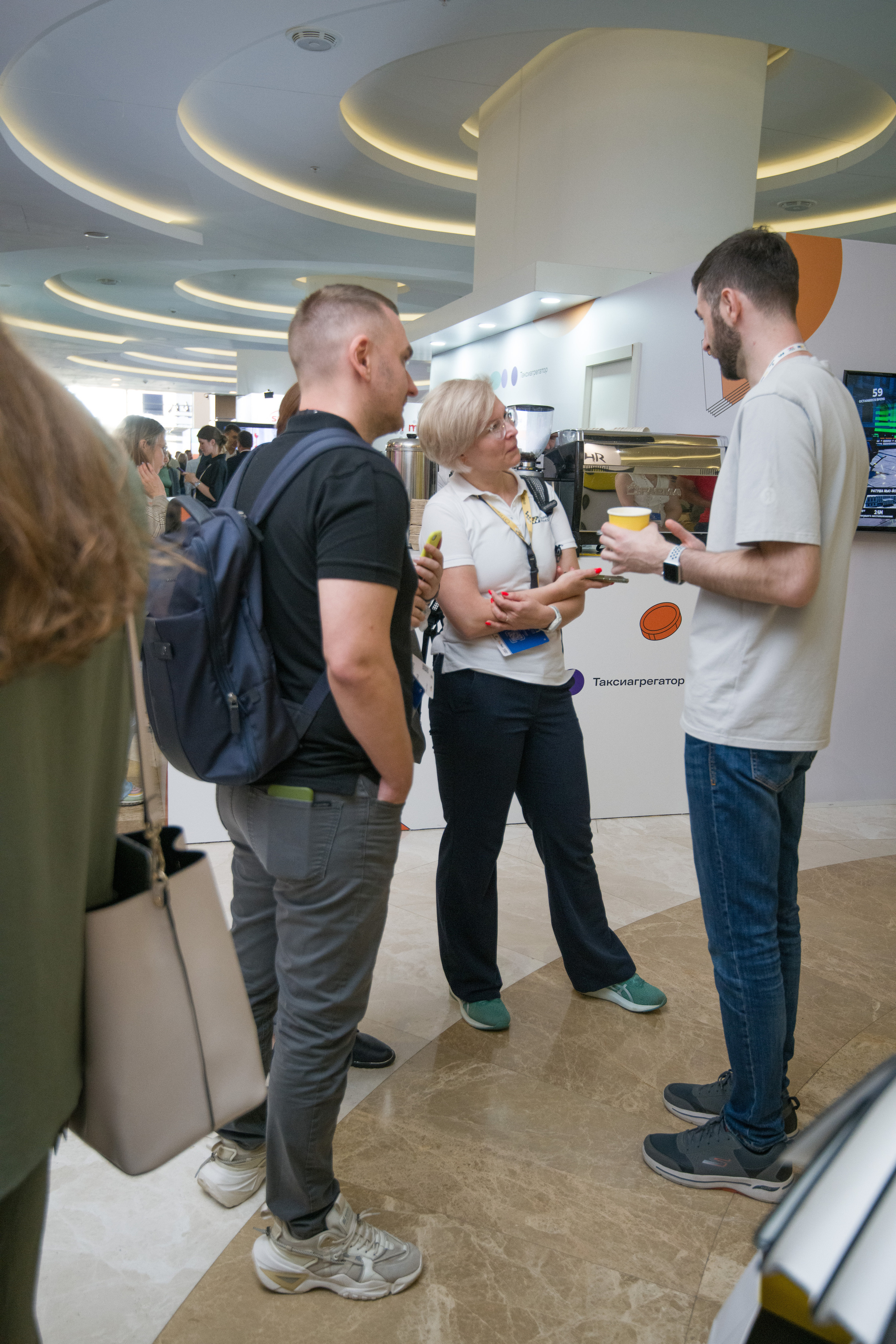 Фоторепортаж с научно практической конференции Taxi-2023. Профессиональная фотосъемка. Ростов-на-Дону