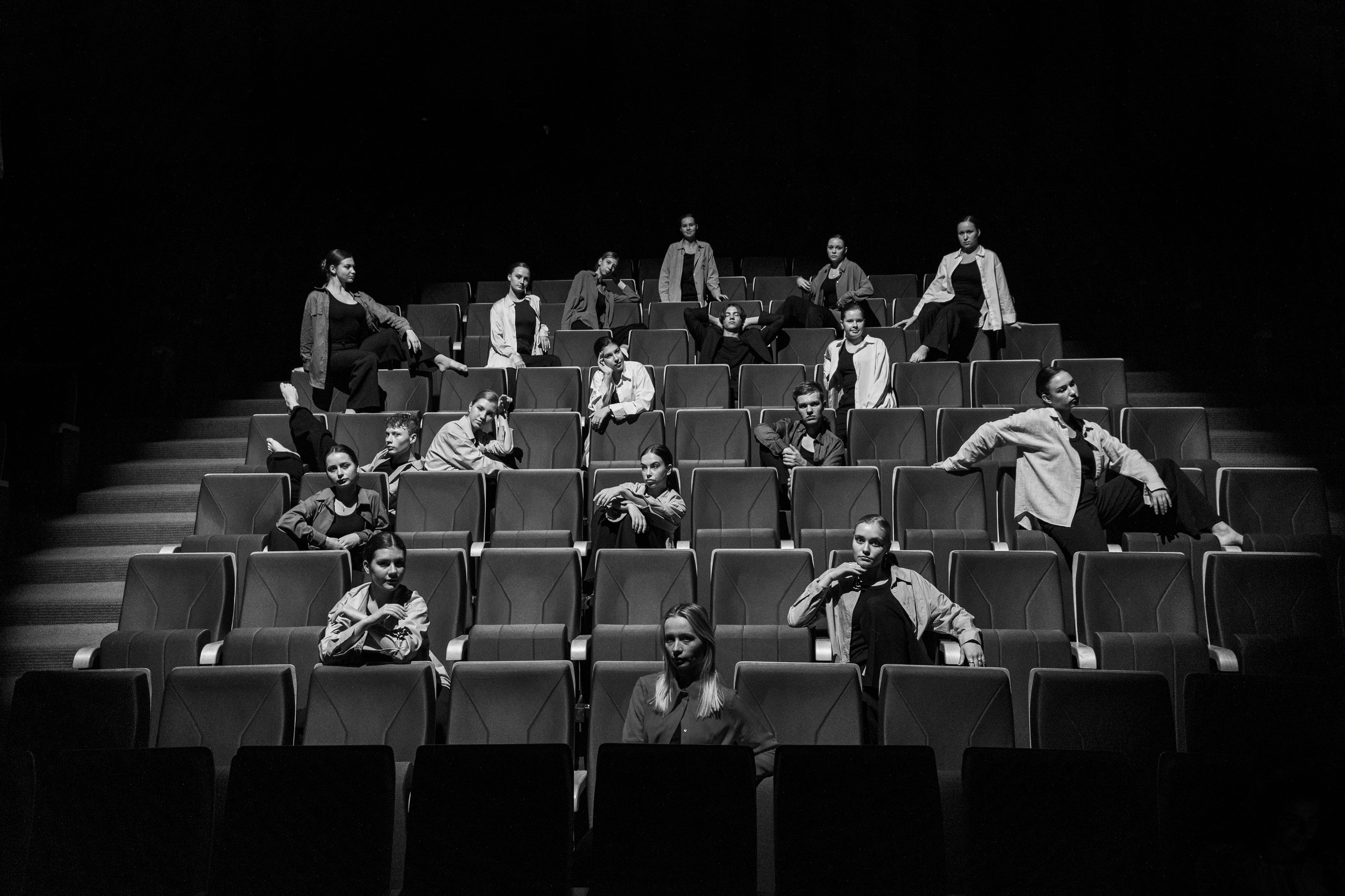 Танцевальная труппа. Фотограф в Москве Даша Зуева