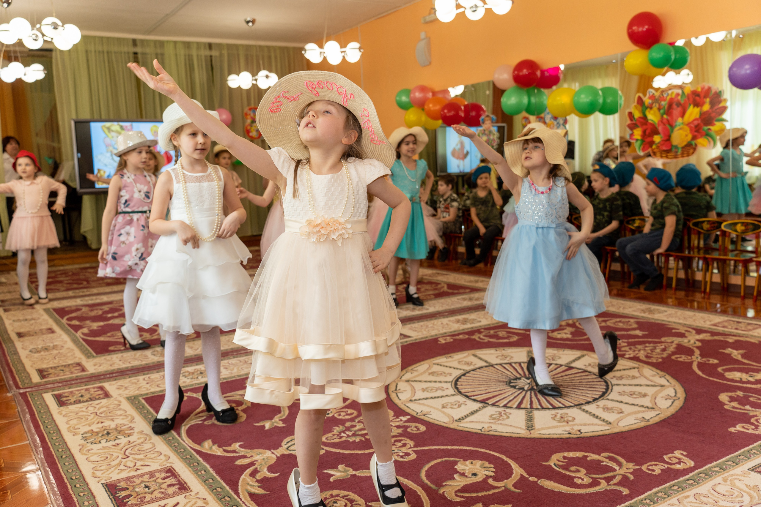 Фотосъемка детских мероприятий. Фотограф на Крещение и Венчание в Туле, детский и семейный фотограф