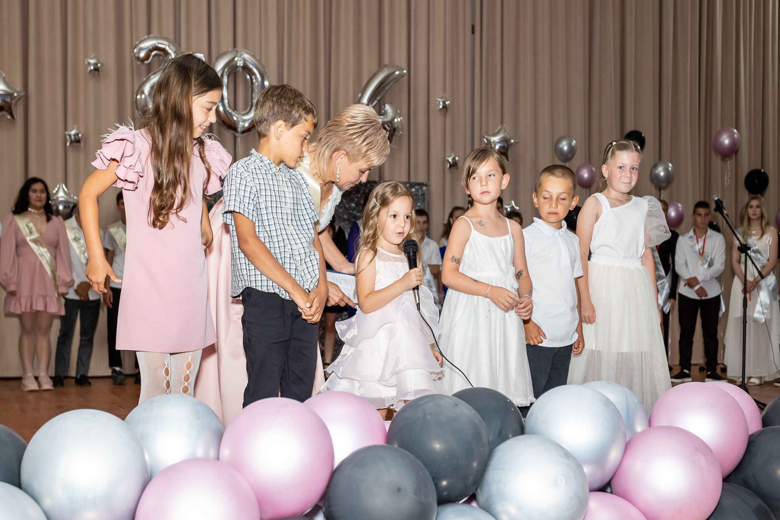 Вручение аттестата 2024 г. Выпускные альбомы Майкоп, Краснодар Елена Золотарева