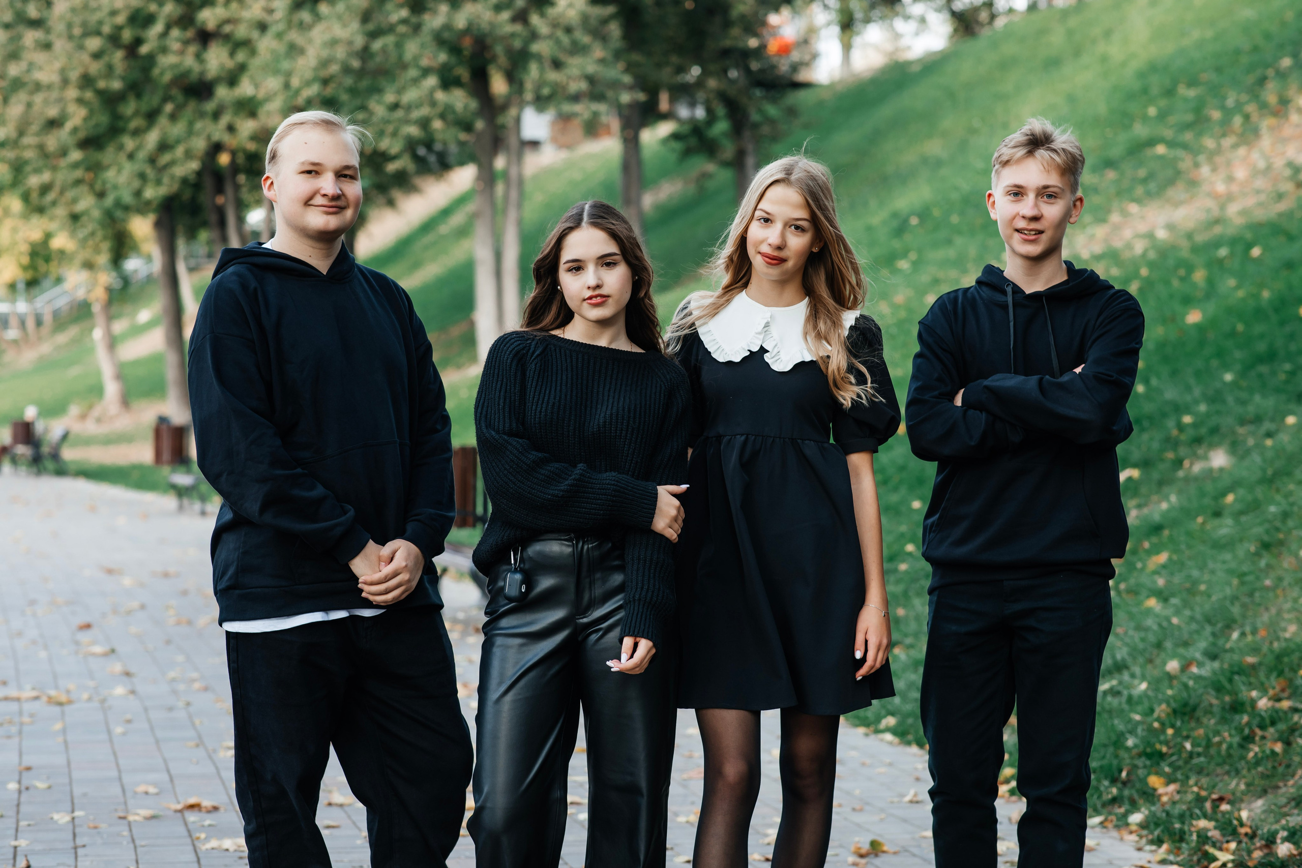 Фотосессия для выпускного альбома в парке Им. Талалихина. Выпускные альбомы в Подольске Москве и МО