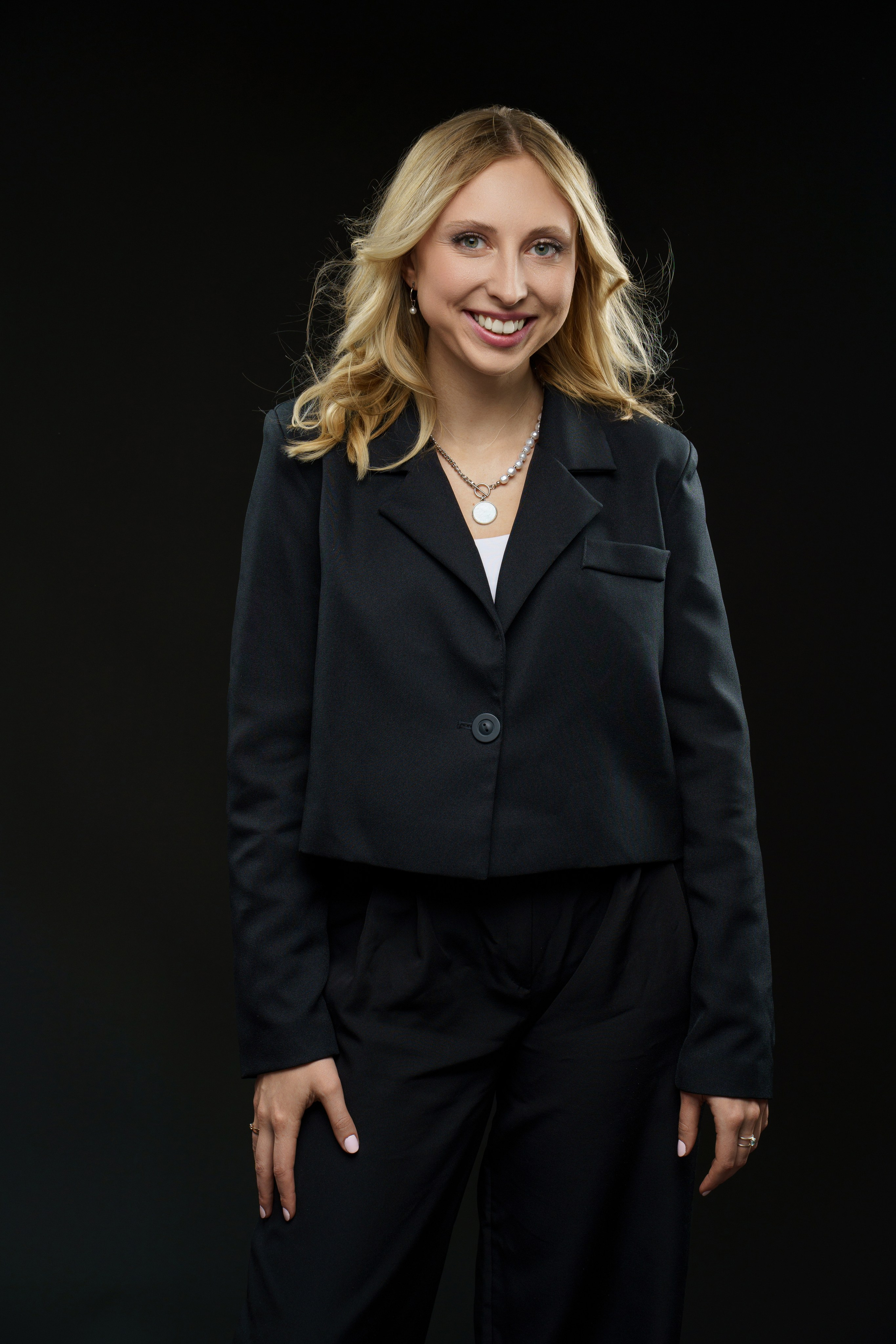 Бизнес-портрет. Школьная фотостудия «Like Moment» в Строгино