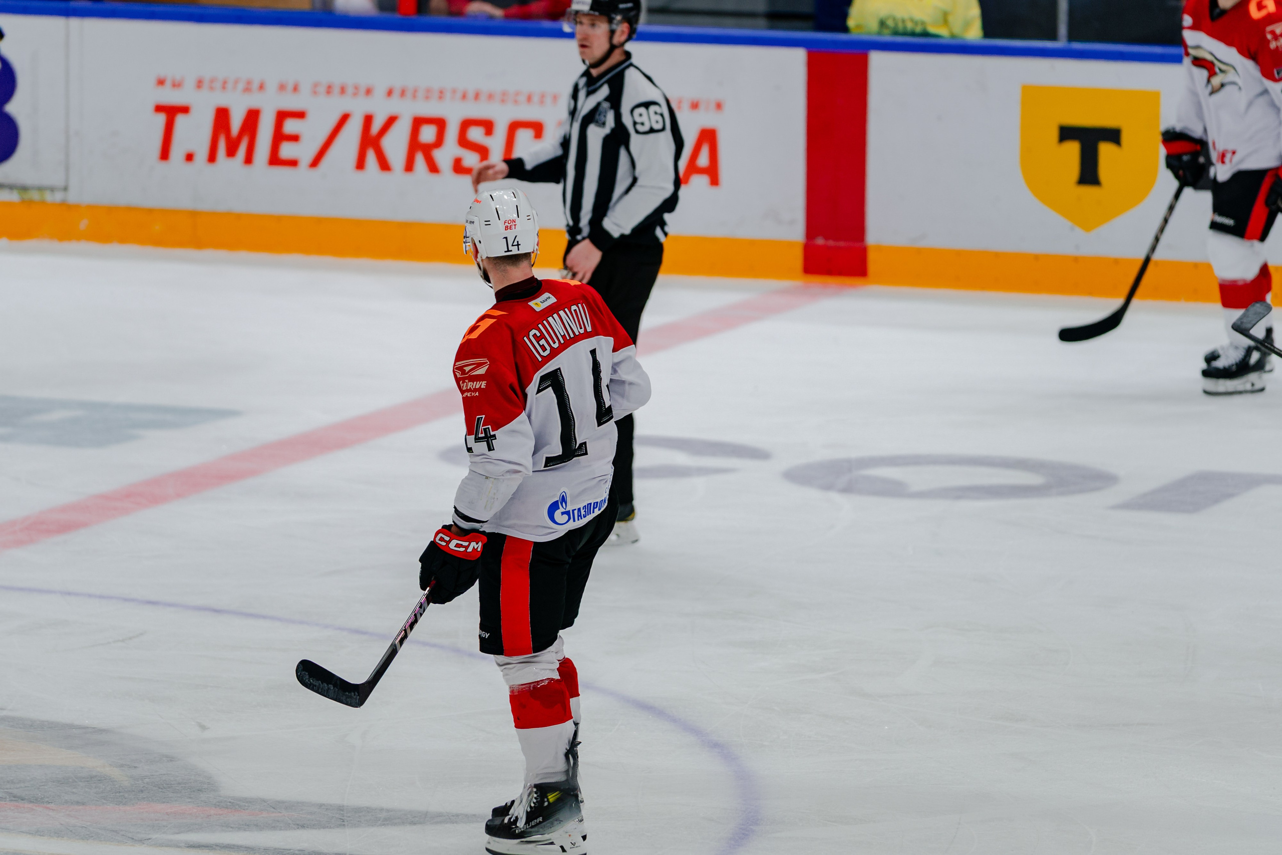 КХЛ КУНЬЛУНЬ РС — АВАНГАРД 22 МАРТА 2025. Репортажный фотограф в Москве Измалков Артем