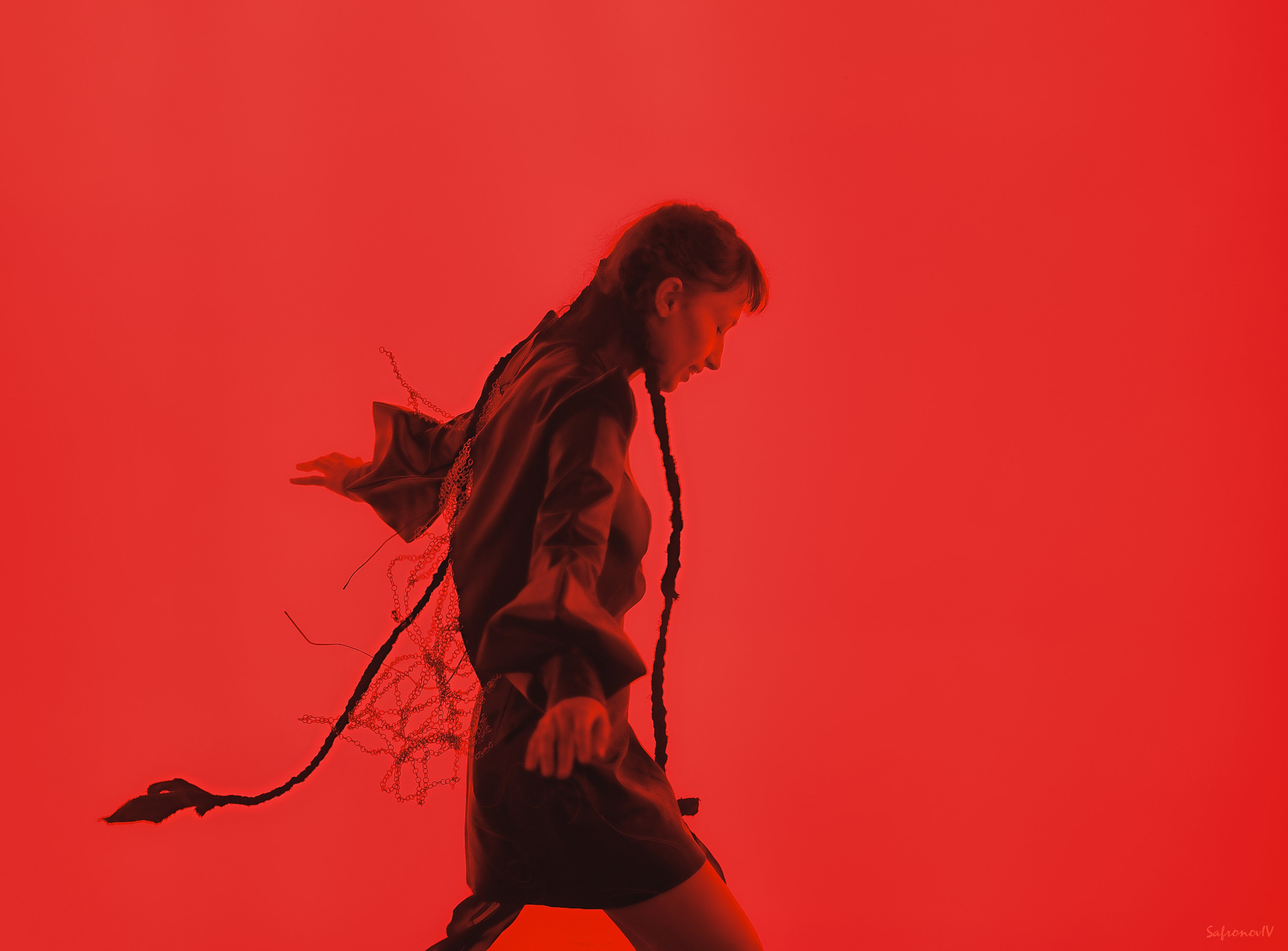 Костюм Громкий Шепот