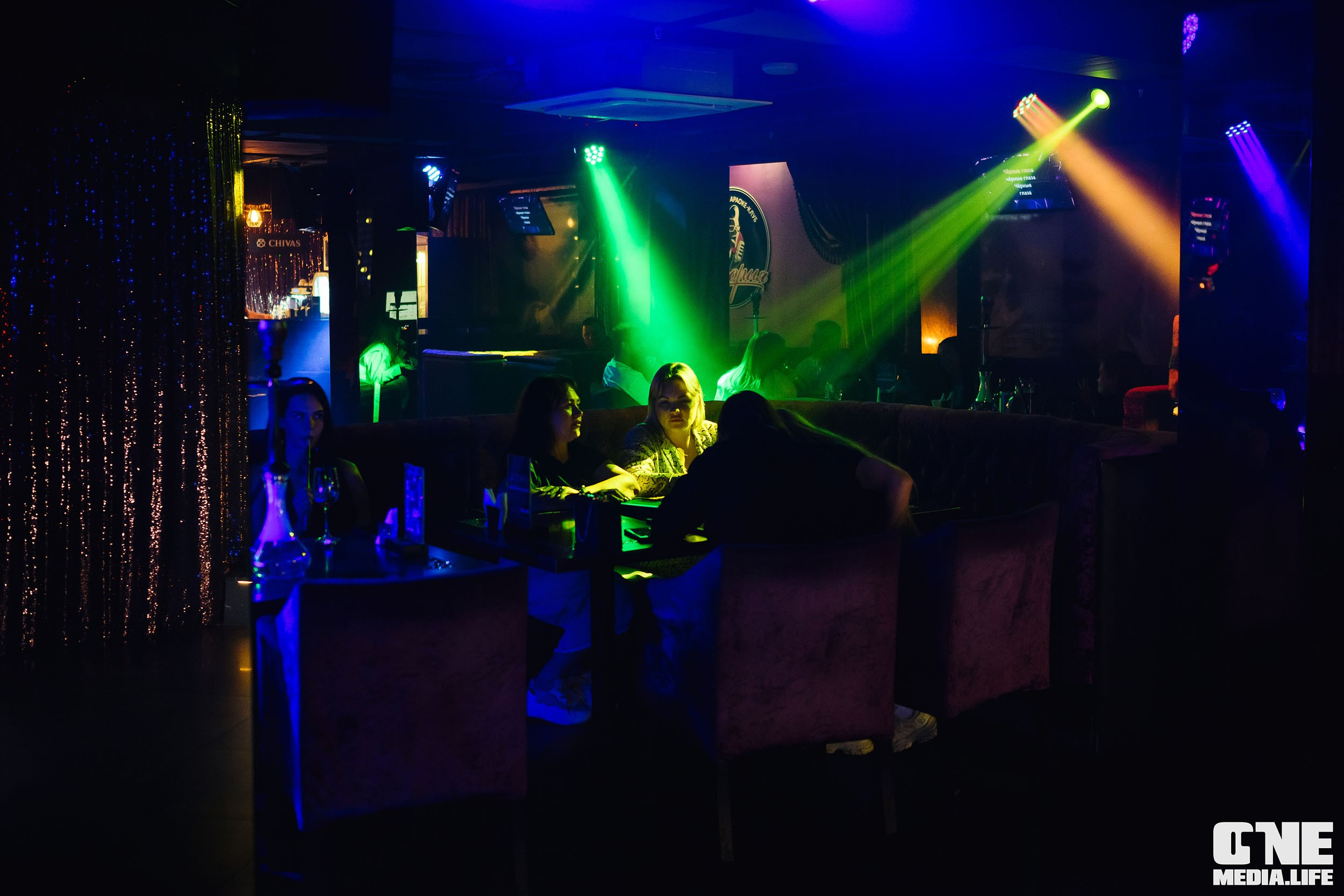 Фоторепортаж из караоке-клуба Эйфория. One Media Life: фоторепортажи, фотоотчеты с мероприятий и заведений