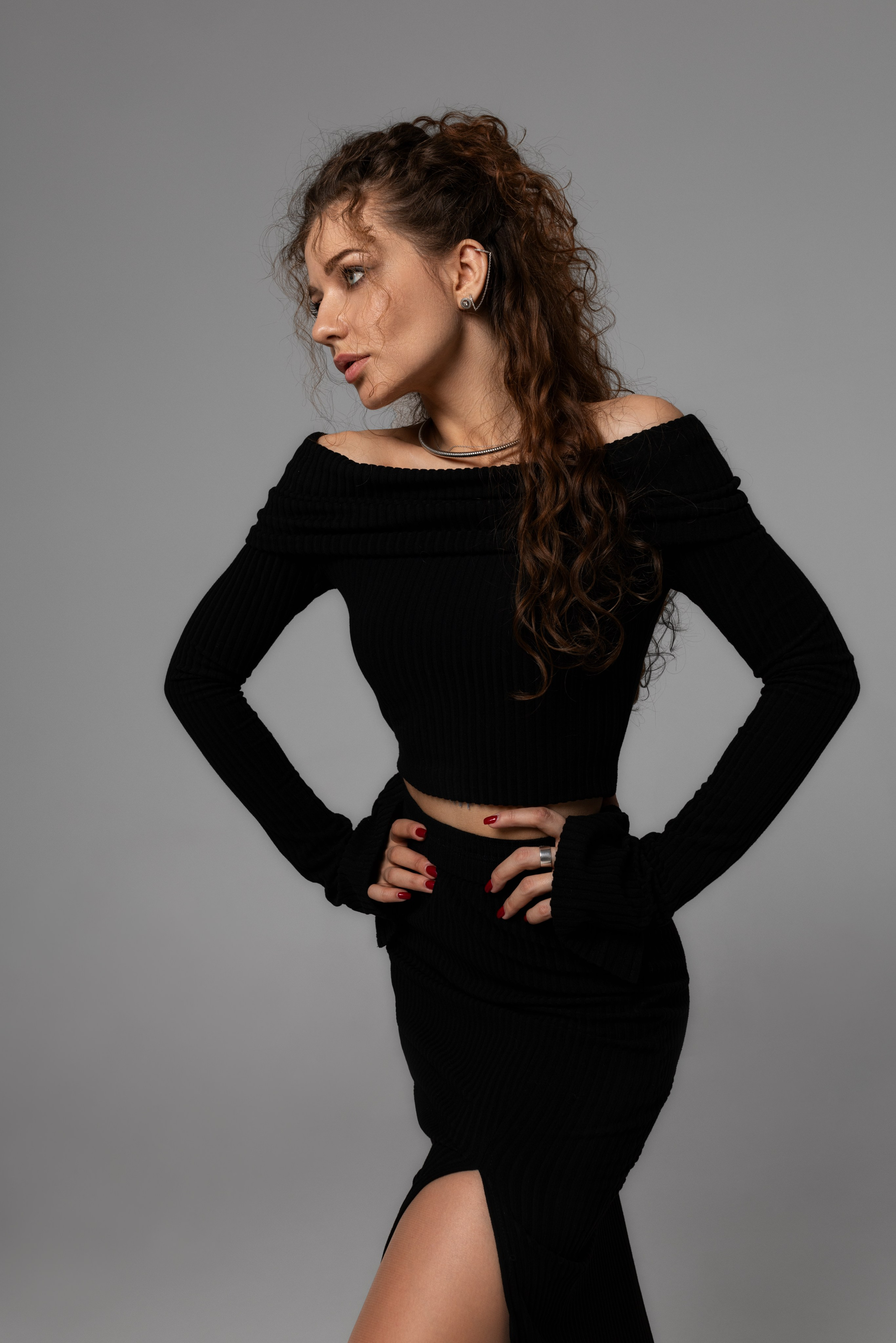 Студийная съемка на циклораме с испульсным светом с Дианой для «себя». Дмитрий Шульгин, портретный фотограф в Воронеже