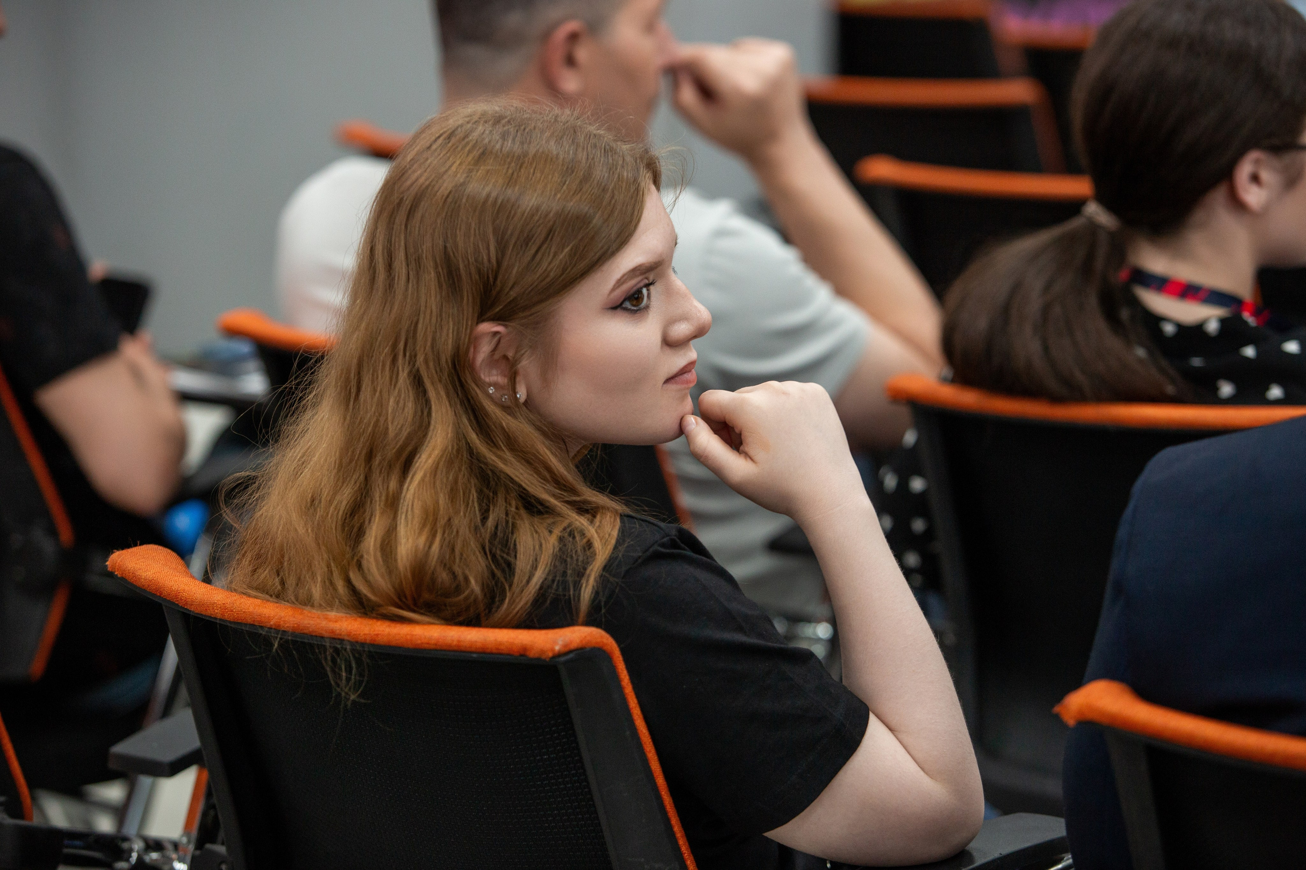 Репортажная фотосъемка во Владивостоке. Портретный, свадебный, репортажный фотограф во Владивостоке Юлиана Джули Фокс