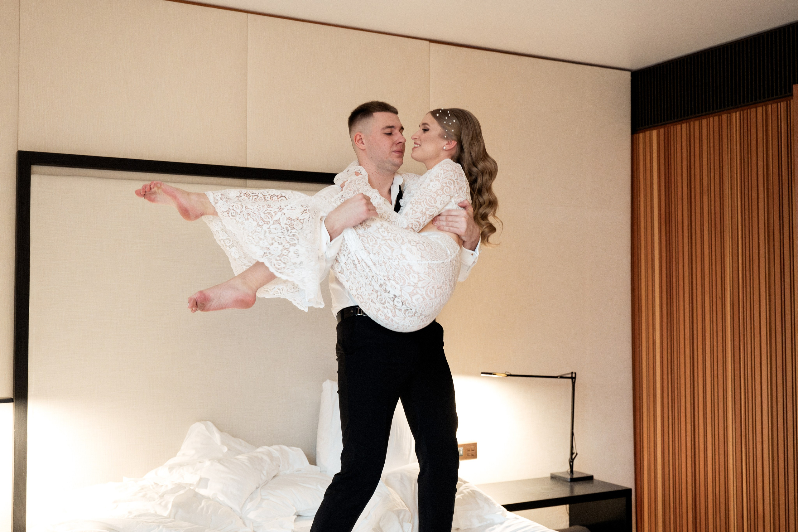 Лучшие отели для свадебного утра в Москве. Свадебный видеограф в Москве Никонова Анна