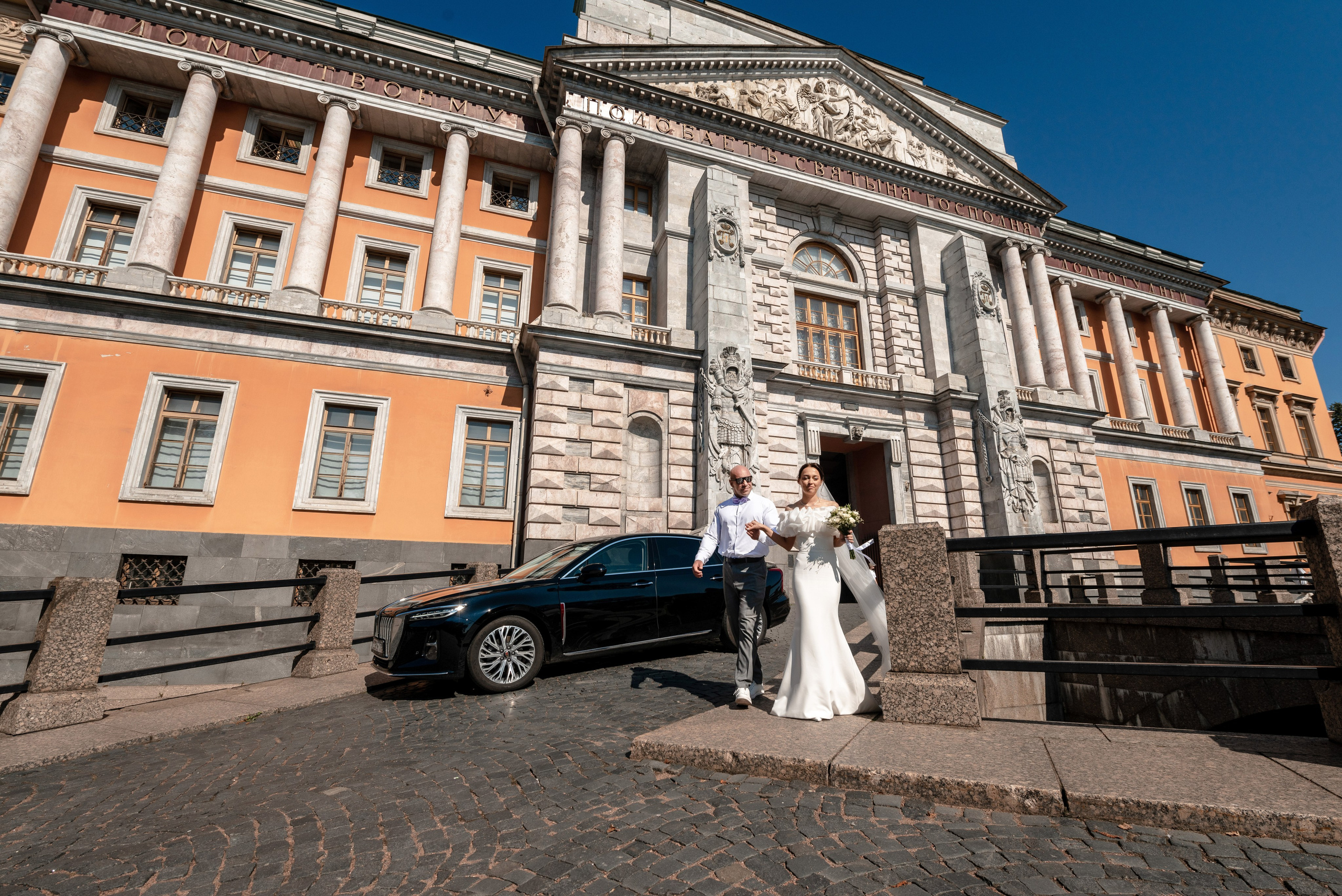 Летняя свадьба В Санкт-Петербурге и красивой выездной регистрацией Даши и Саши. Воздушная свадебная фотосессия в Петербурге. Портретный, семейный и свадебный фотограф в Санкт-Петербурге и в Пушкине Ширяев Денис