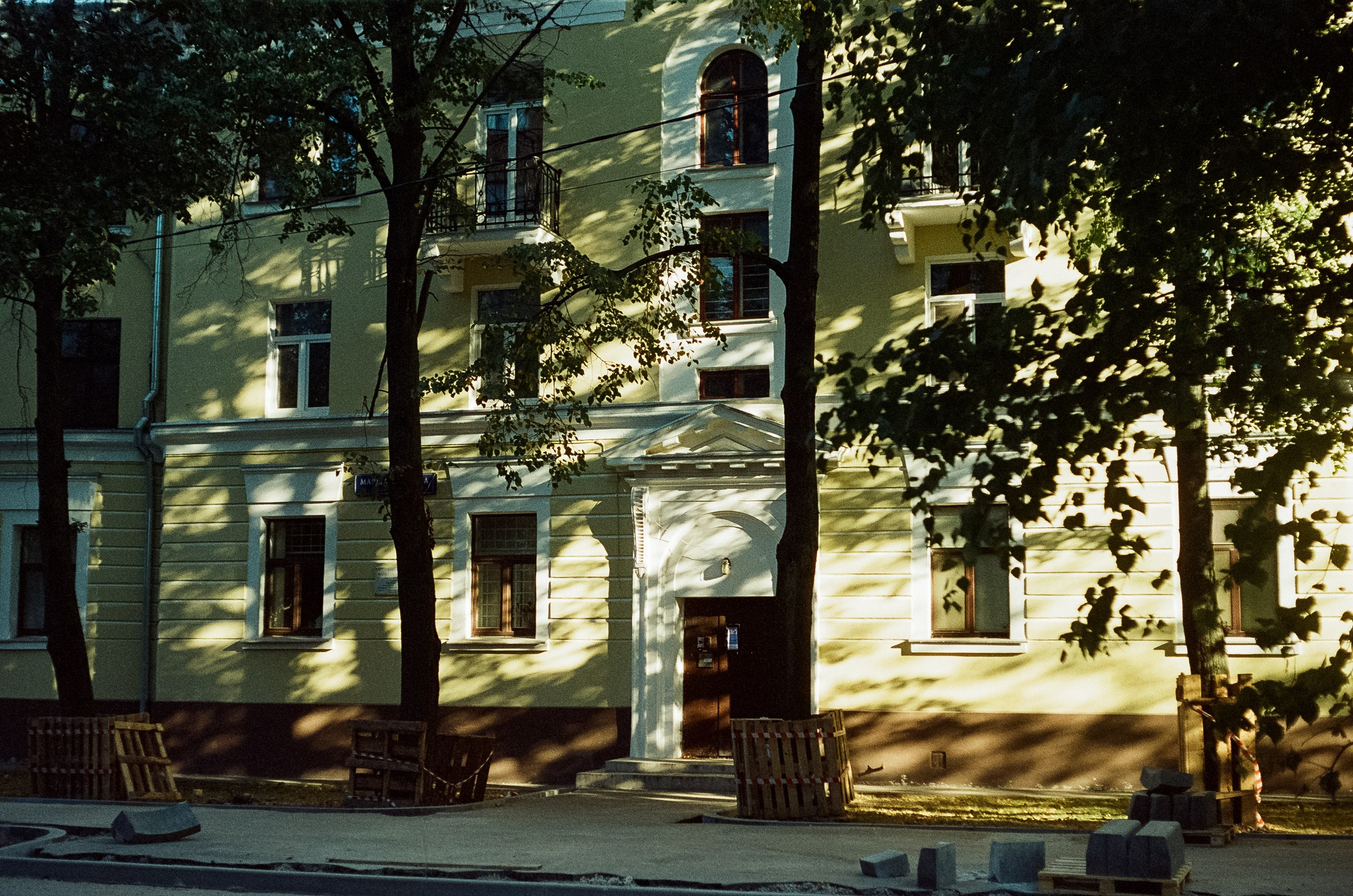 Voigtlander Vitessa / Color-Skopar 50 mm f/3.5 / Kodak Gold 100 (просрочка)