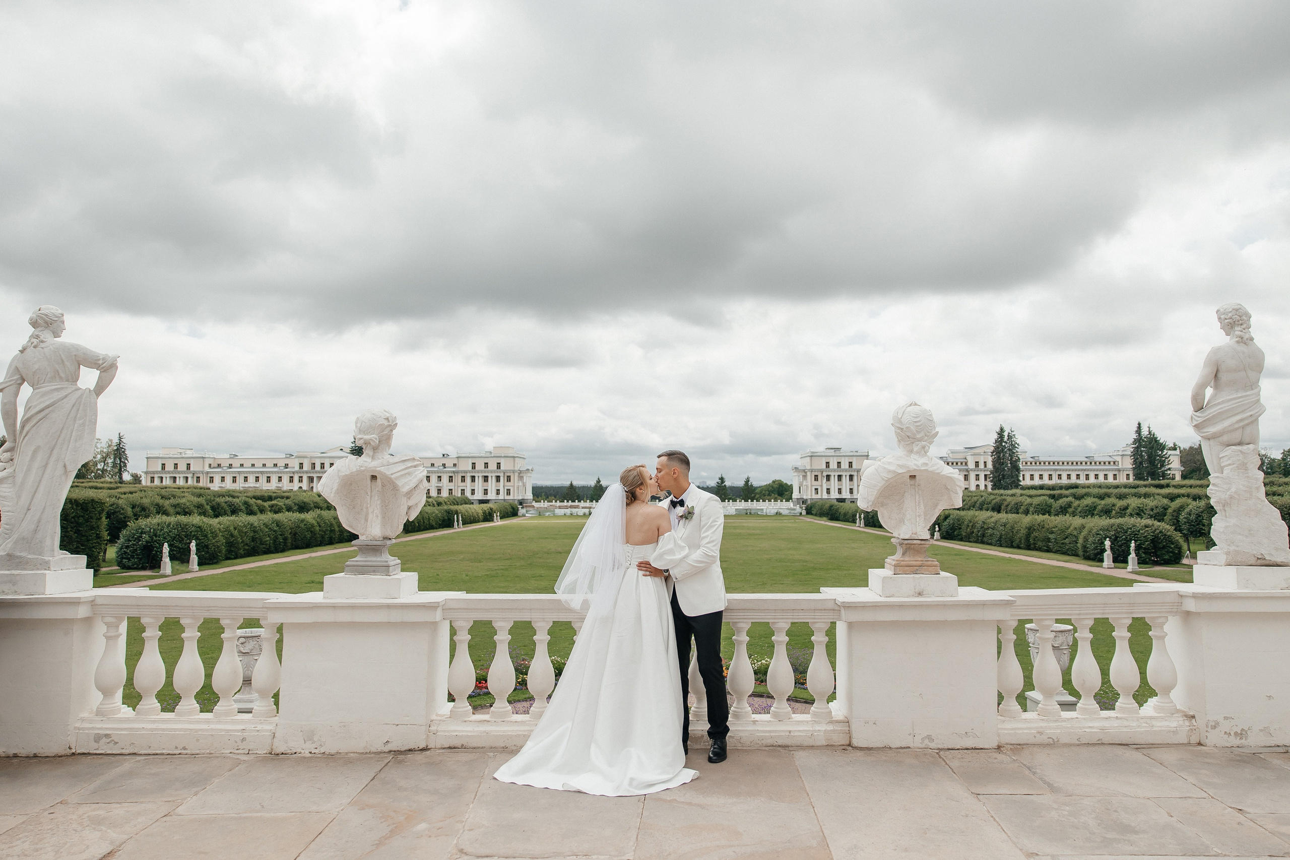 свадебная фотосессия в усадьбе Архангельское
