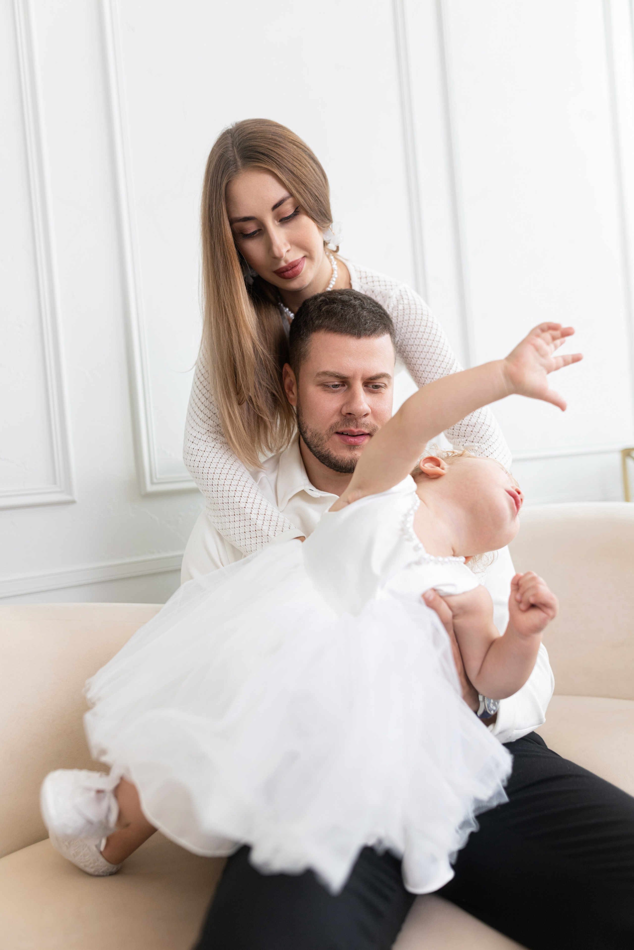 Семейная съемка для Яны и Дани в интерьере. Дмитрий Шульгин, портретный фотограф в Воронеже