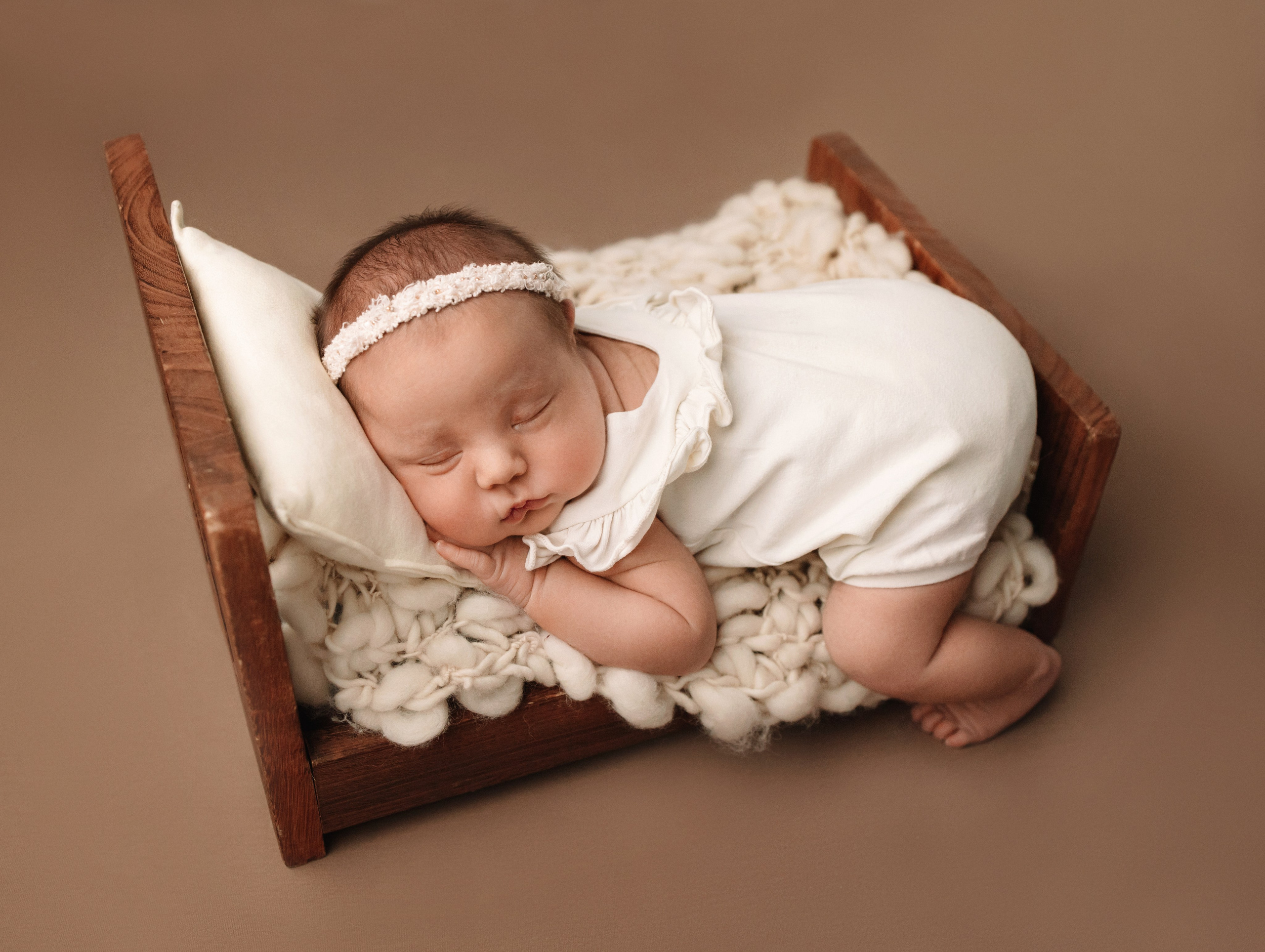 Новорождённая Машенька. Фотограф беременности и новорождённых в Набережных Челнах