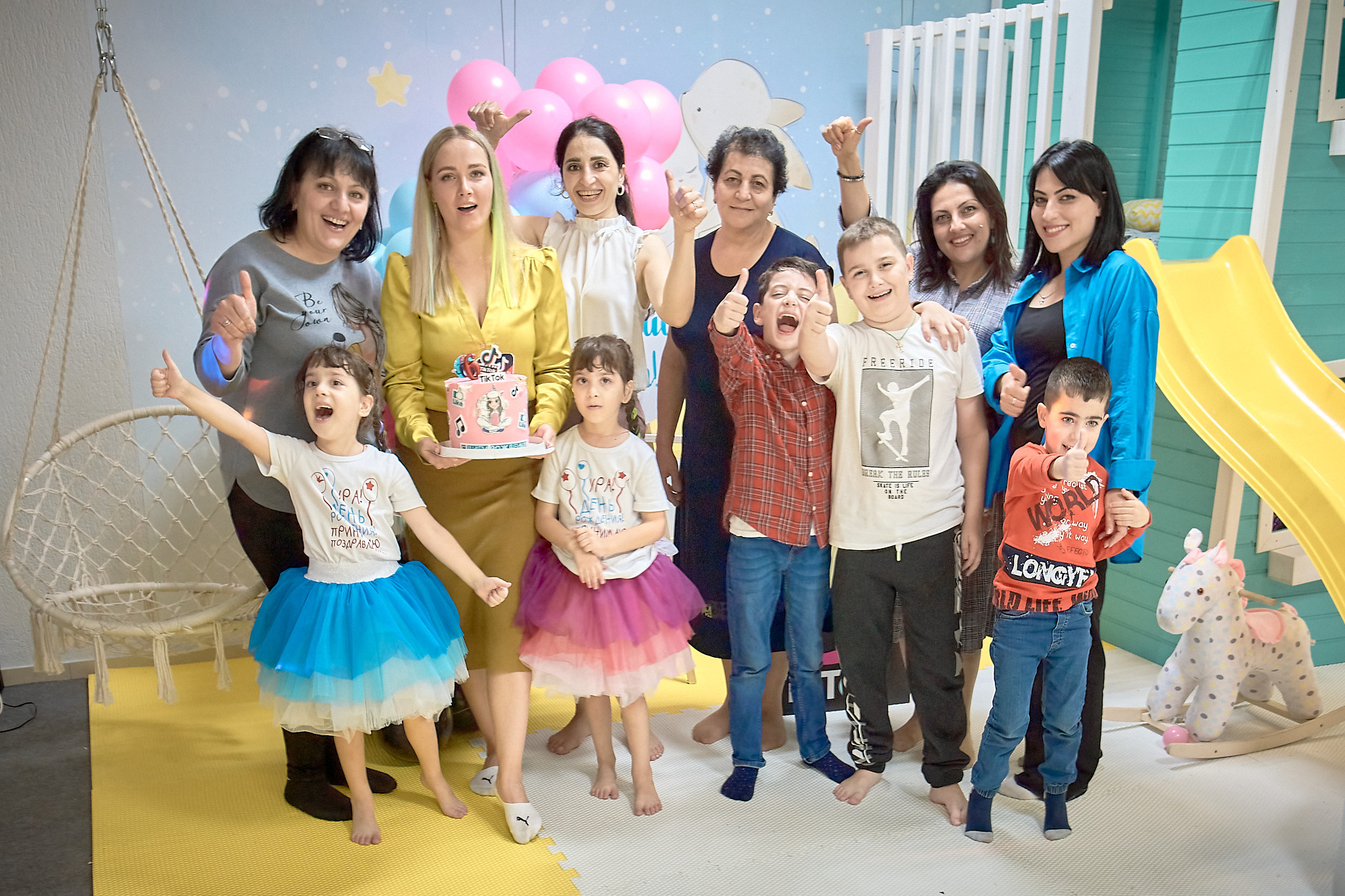 ТикТок вечеринка для Миланы и Эмилии; Белый кролик, Геленджик