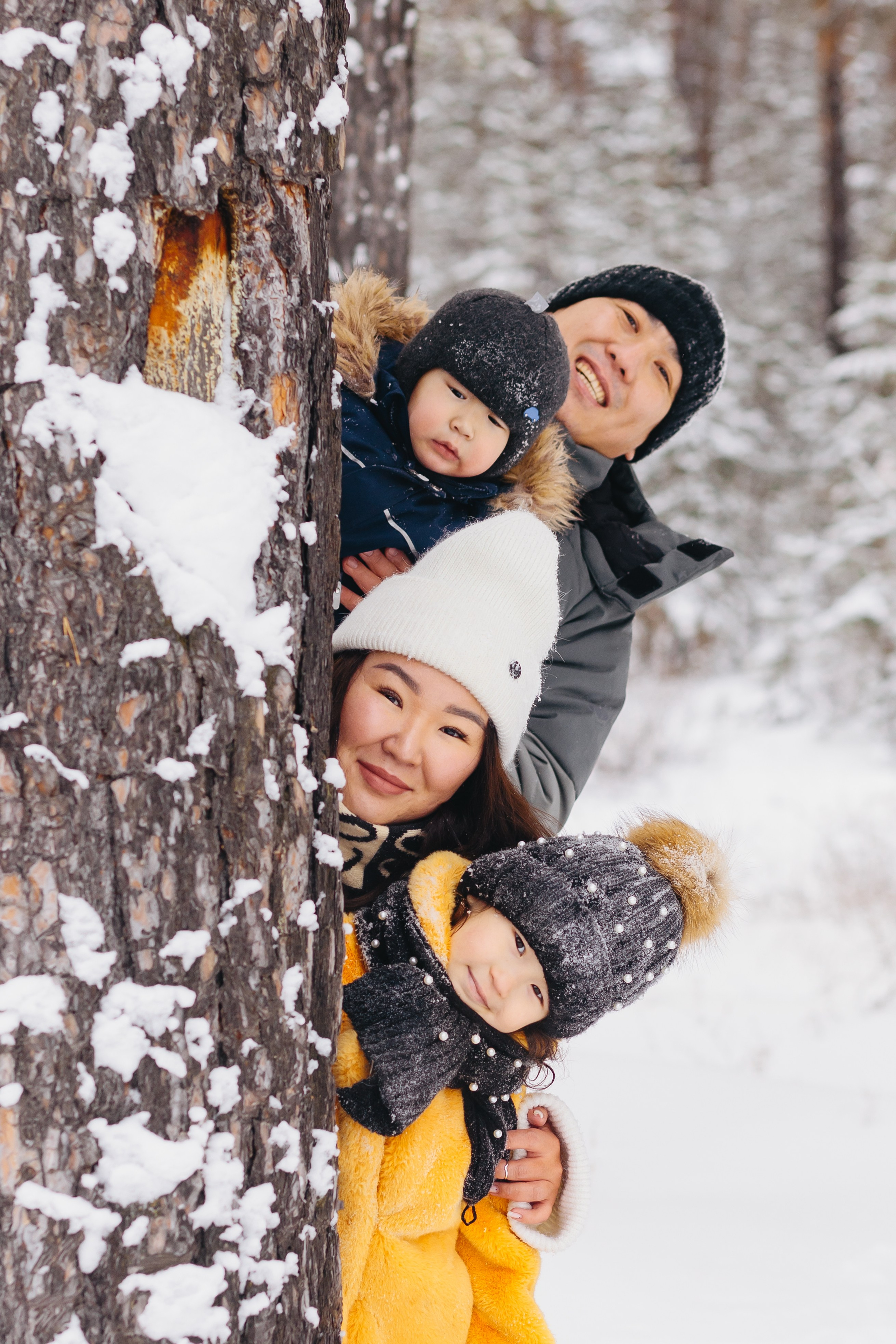 Семейные новогодние съёмки. Фотограф Бурятии София Андриянова