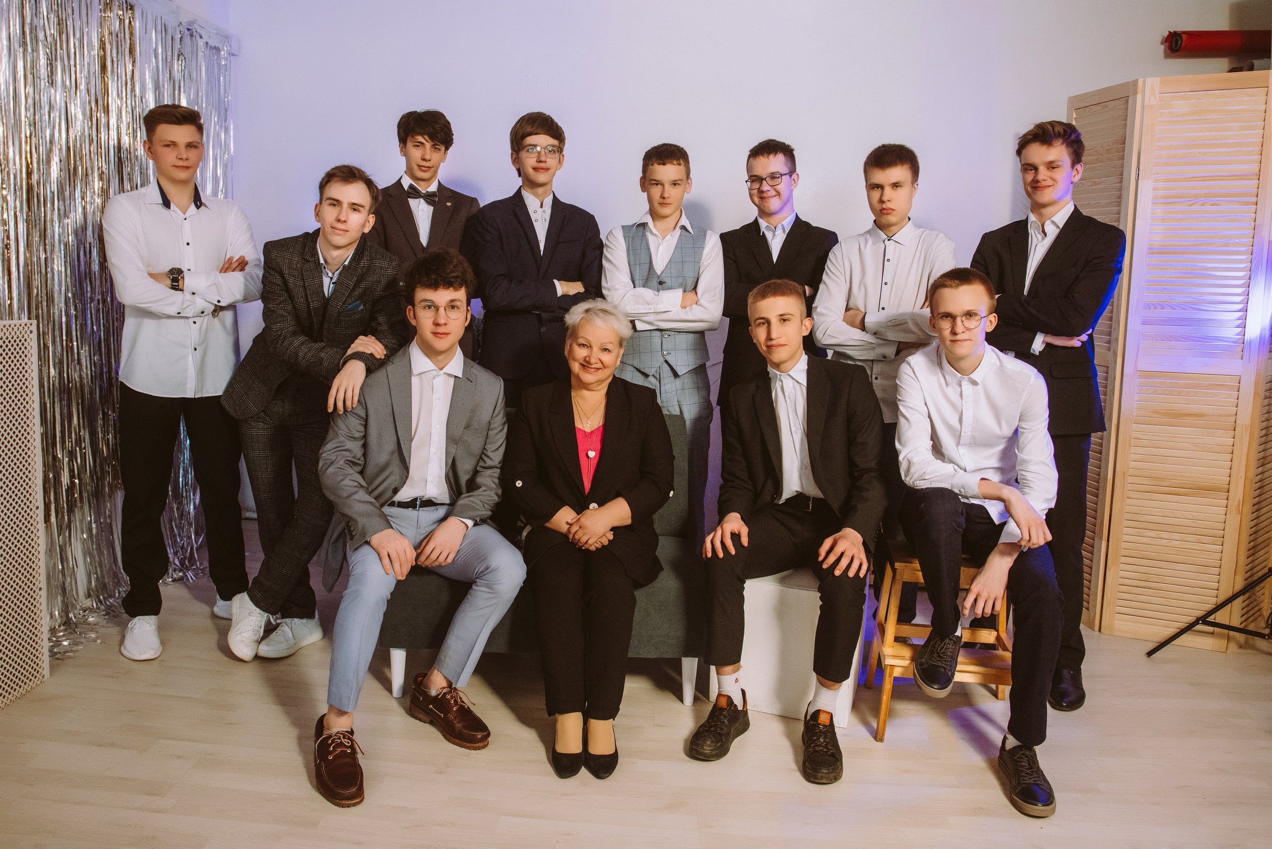 Школа № 12, 11 класс. Выпуск 2024. Студия выпускных альбомов Остров