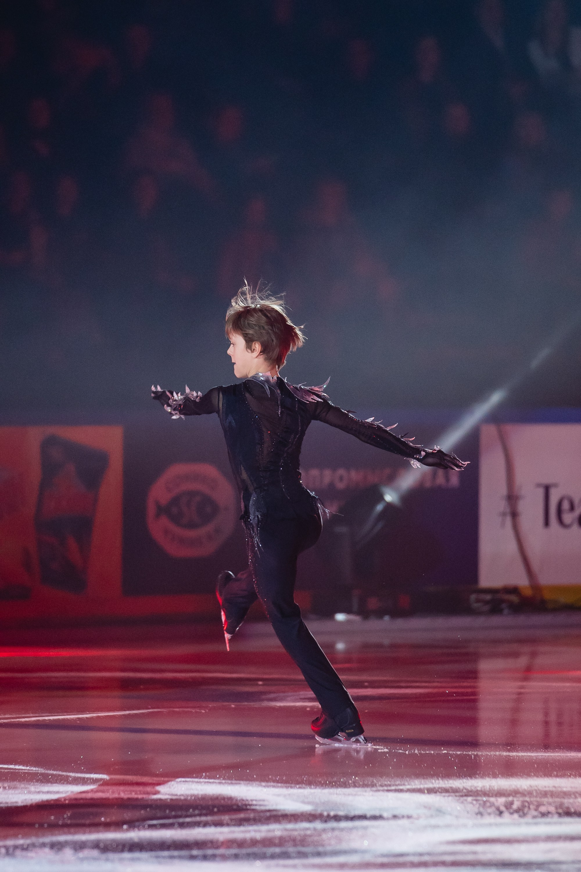 Шоу «Чемпионы на льду» в Новосибирске. Воробьева Ксения — Спортивный и танцевальный фотограф Новосибирск