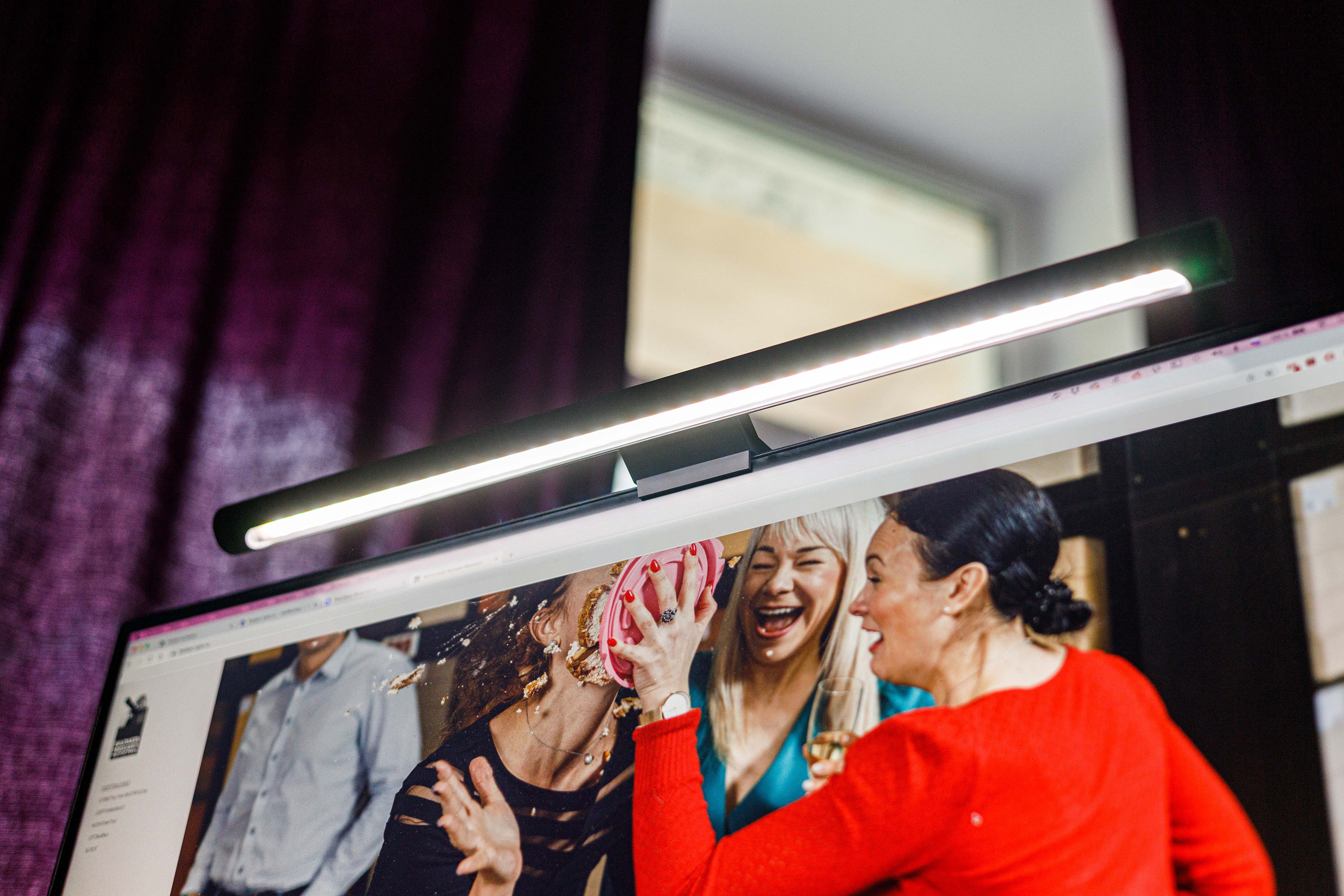 Настольная лампа. Фотограф Балаев Михаил