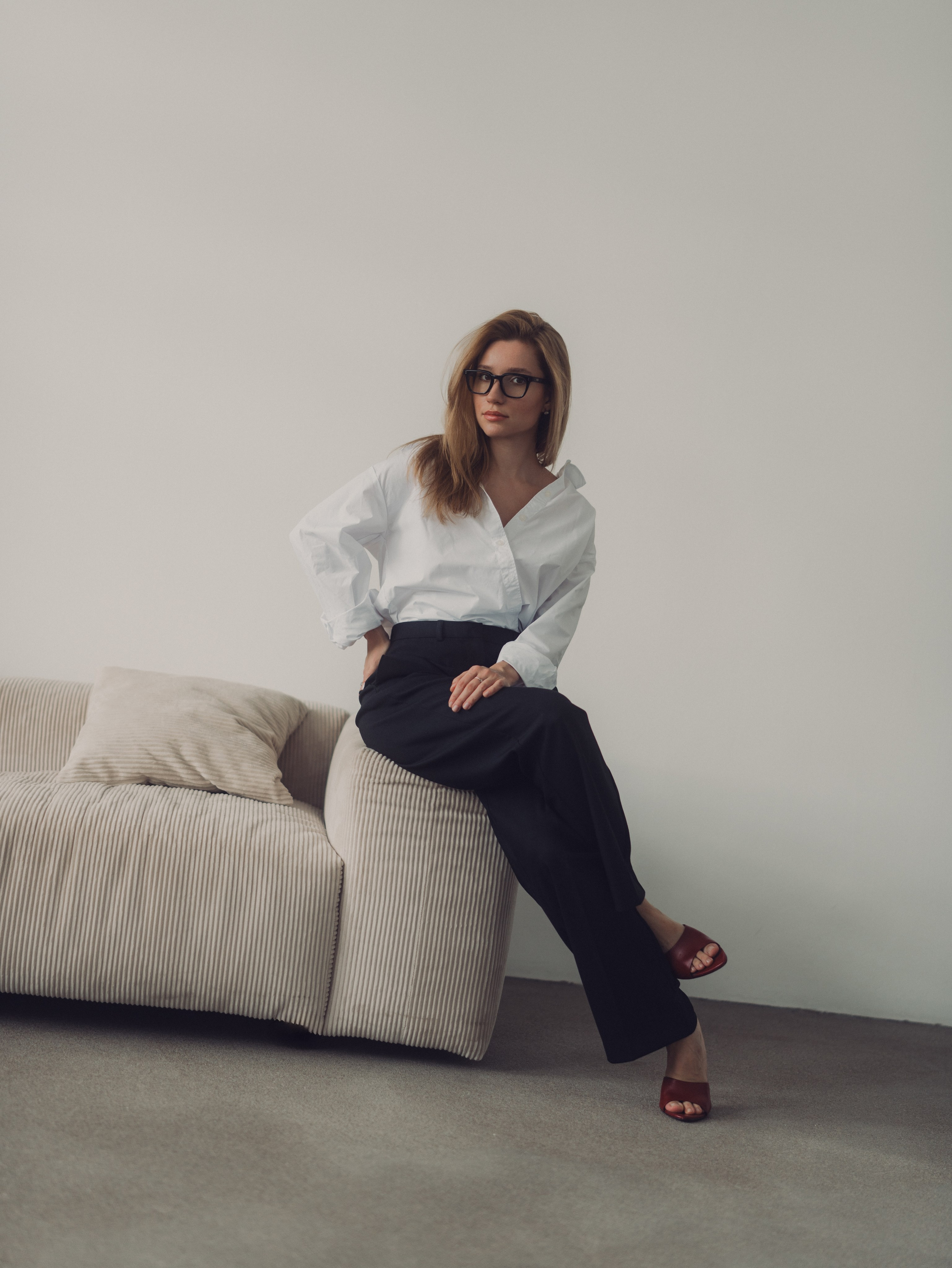 Women's photo session in the studio and outdoors