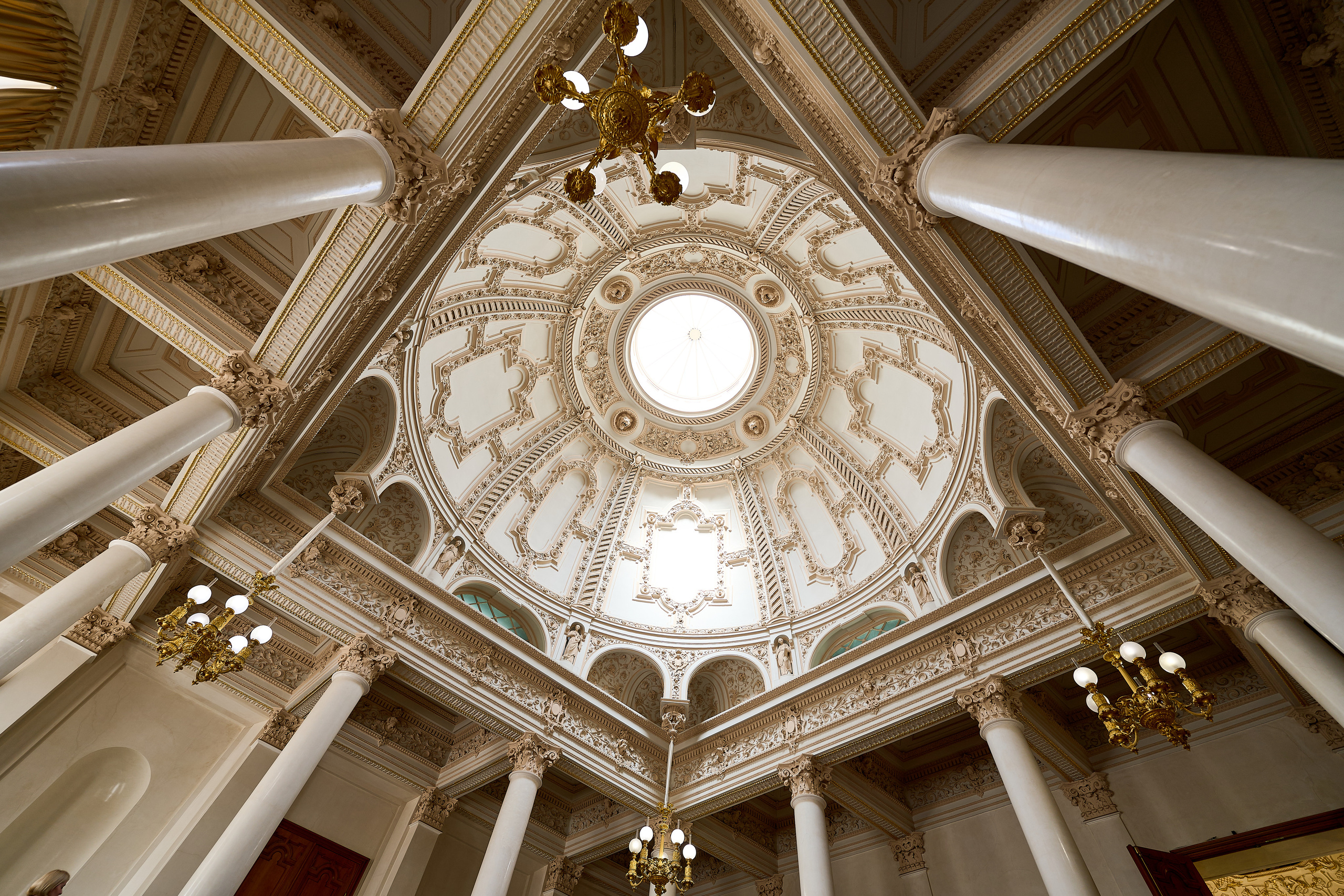 Интерьеры музея Фаберже в Санкт-Петербурге