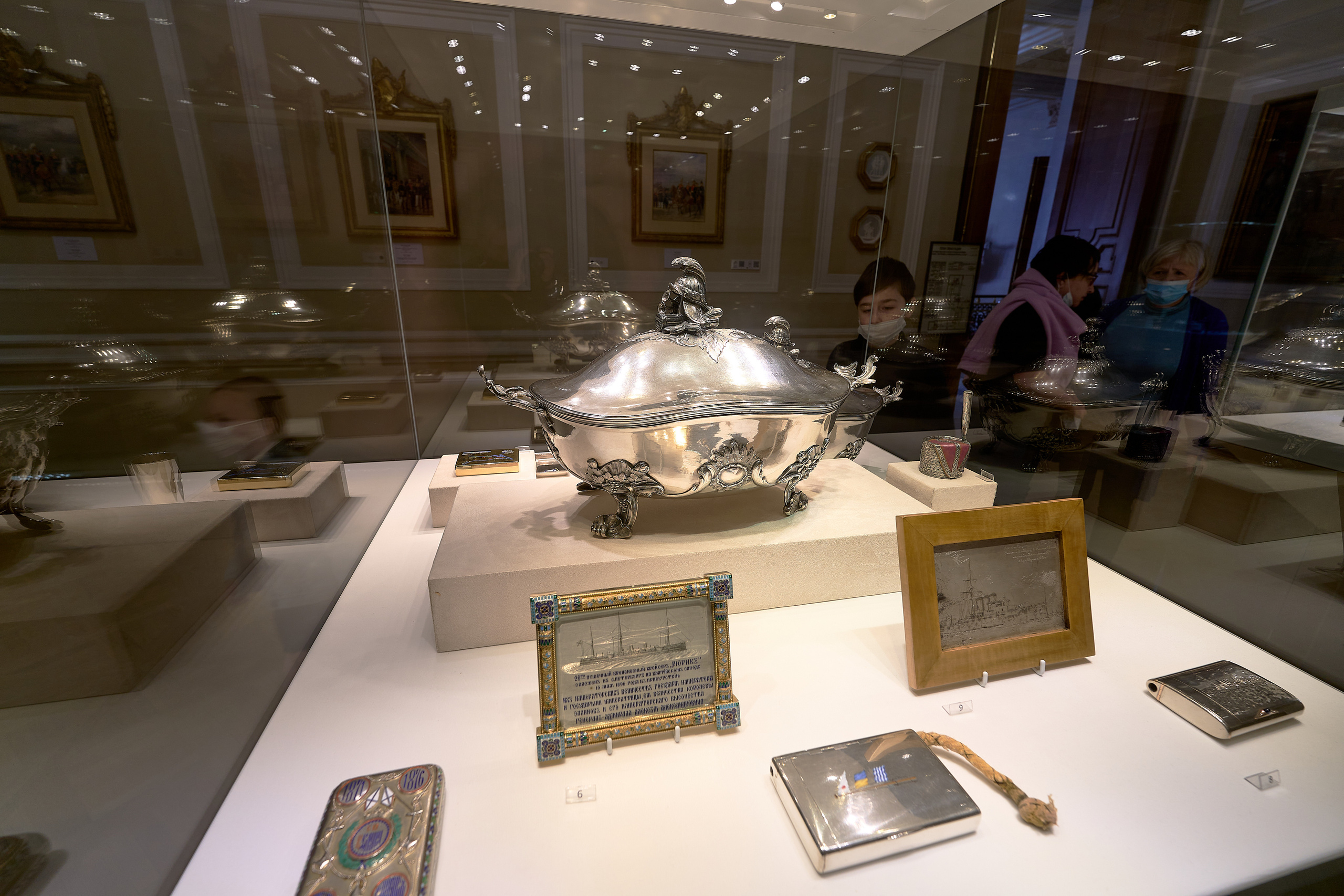 Экспонаты музея Фаберже в Санкт-Петербурге