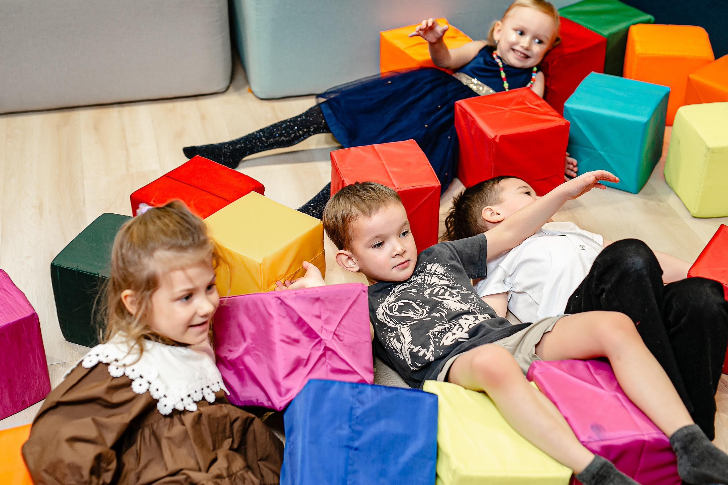 Детский фотограф Александр Степанов Владивосток. Владивосток семейный фотограф Александр Степанов