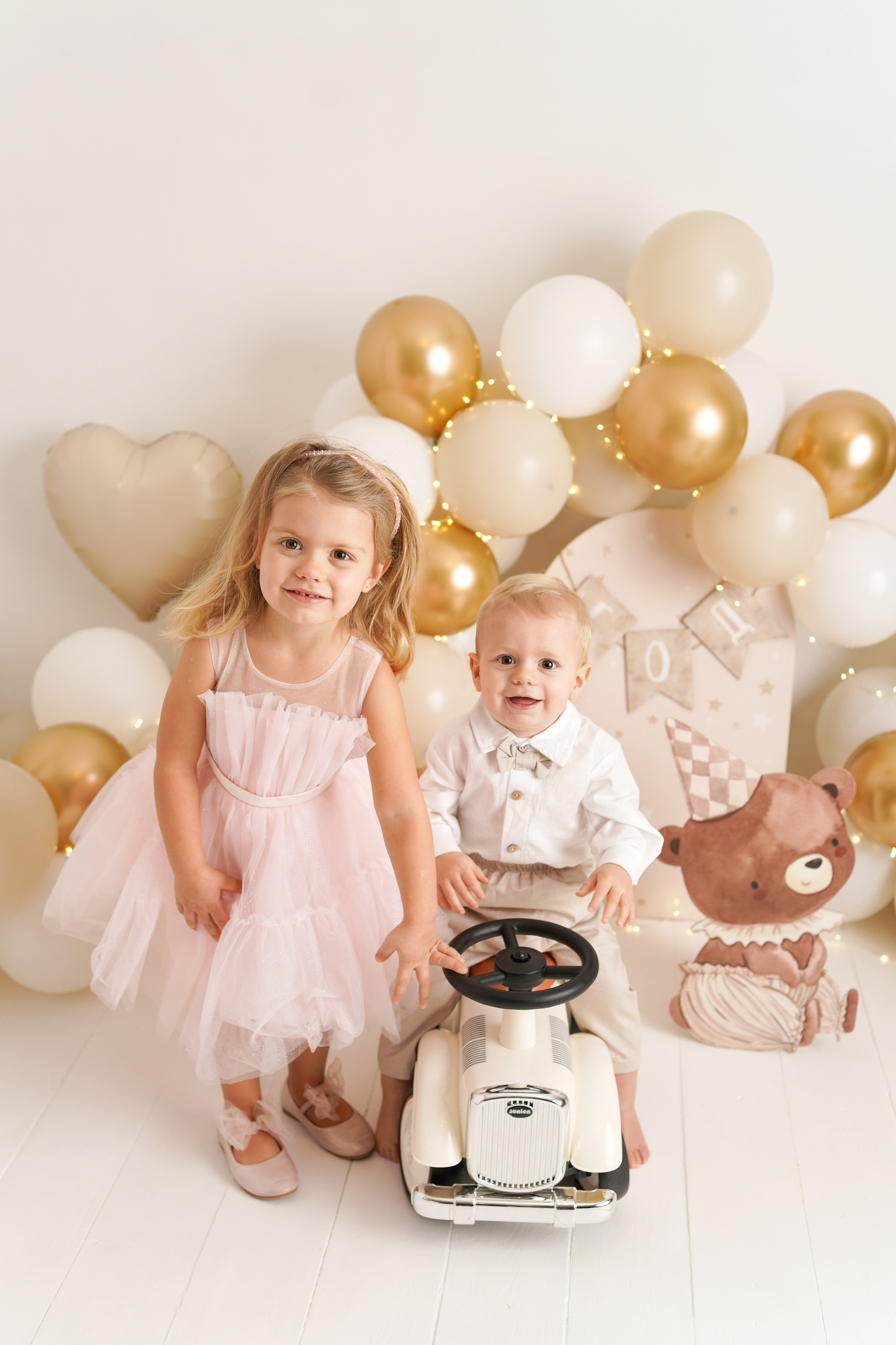 Фотосессия Первый год Максима. Детский фотограф и фотограф новорожденных в Калининград Оксана Иваний